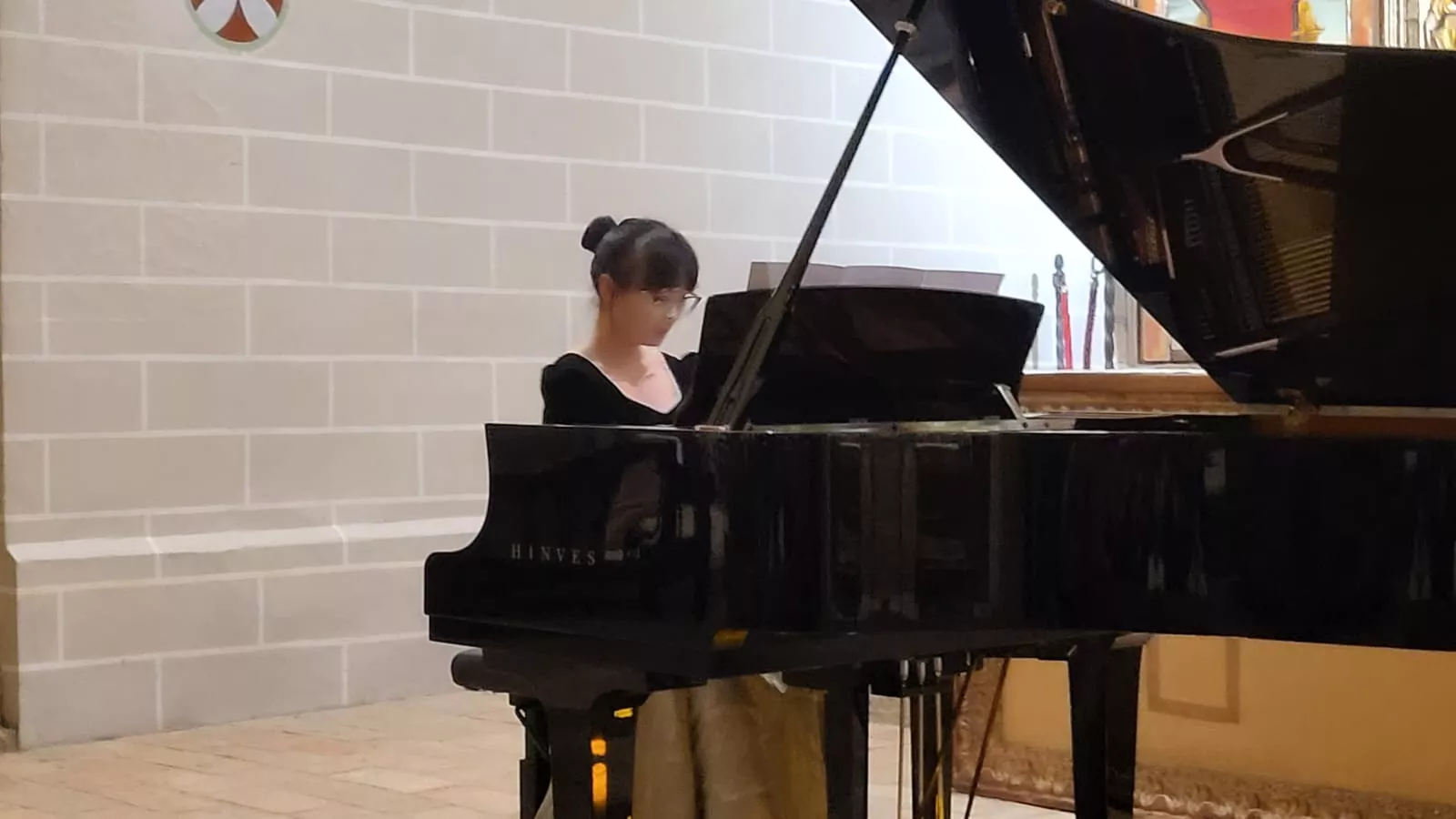 Concierto de los estudiantes chinos en la Colegiata de Bolea