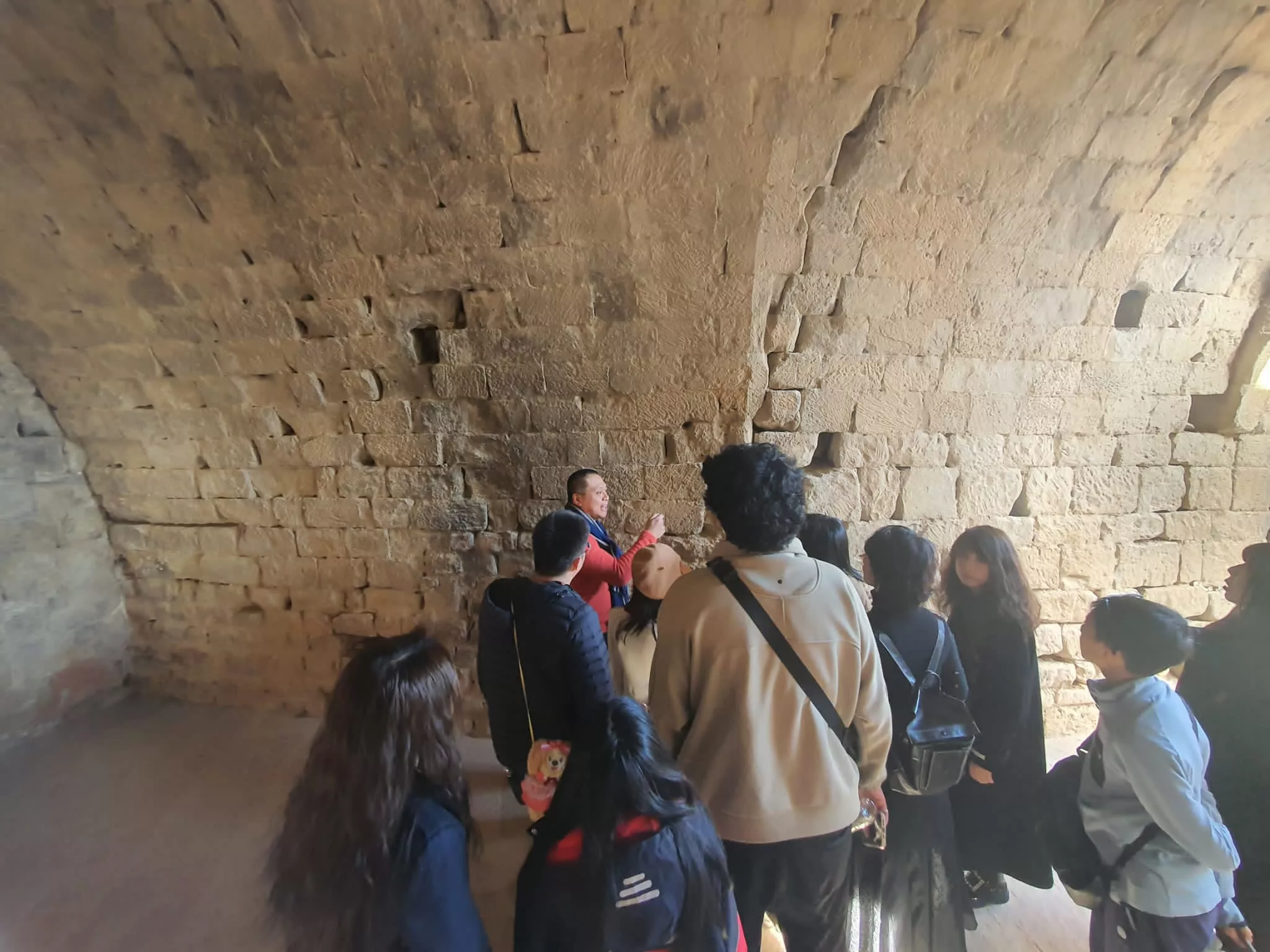 Concierto de los estudiantes chinos en la Colegiata de Bolea