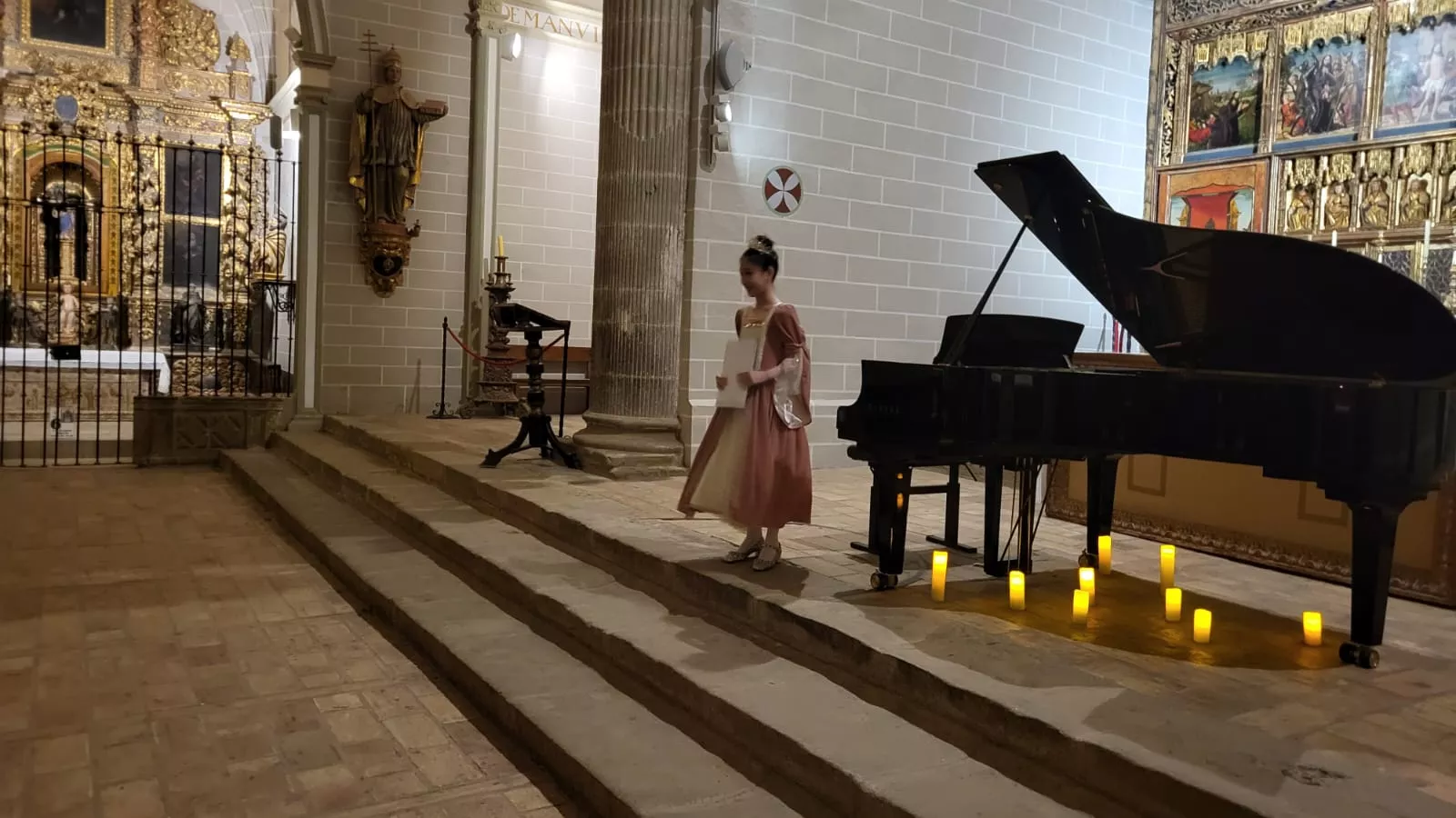 Concierto de los estudiantes chinos en la Colegiata de Bolea