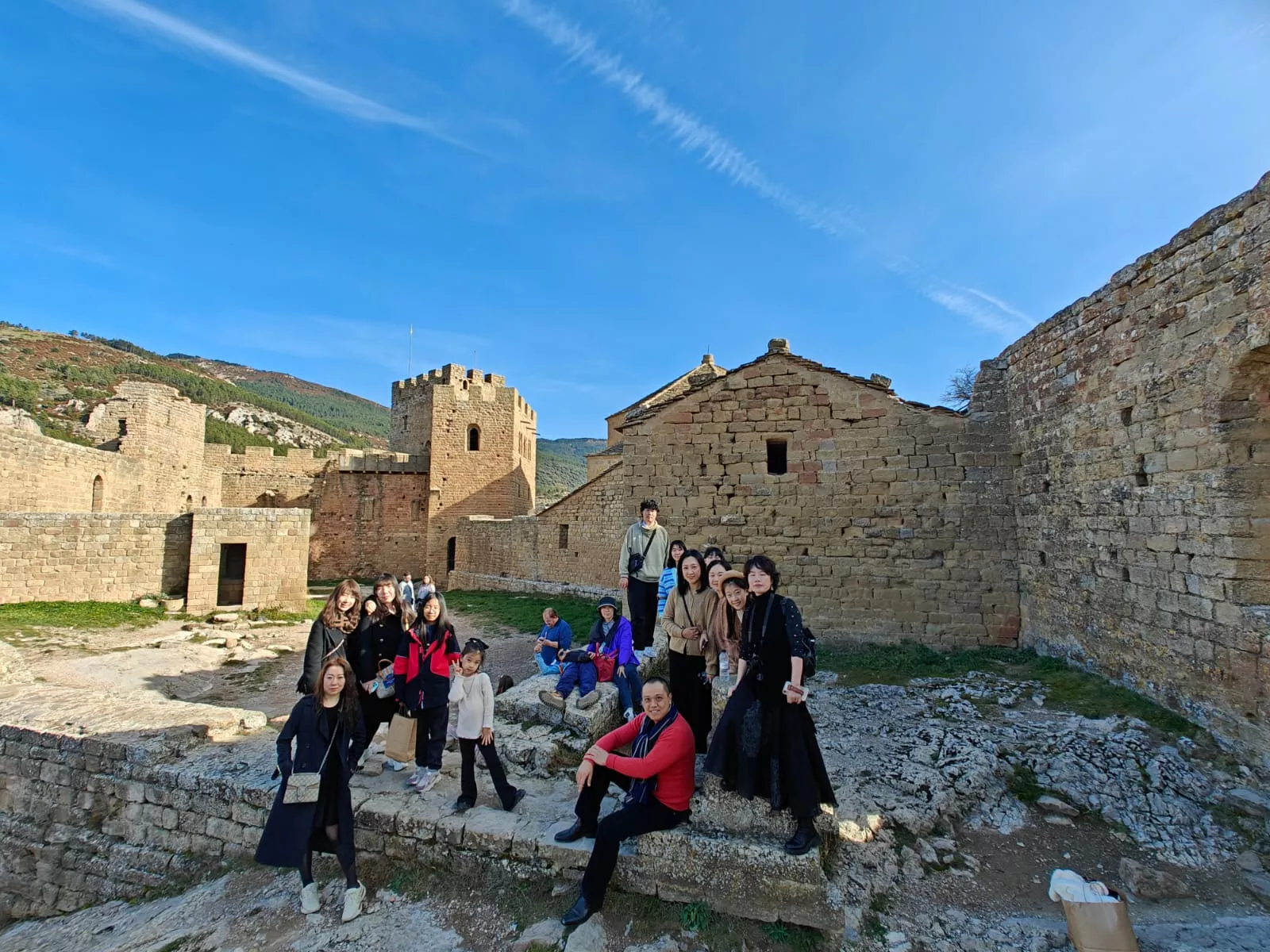 Concierto de los estudiantes chinos en la Colegiata de Bolea