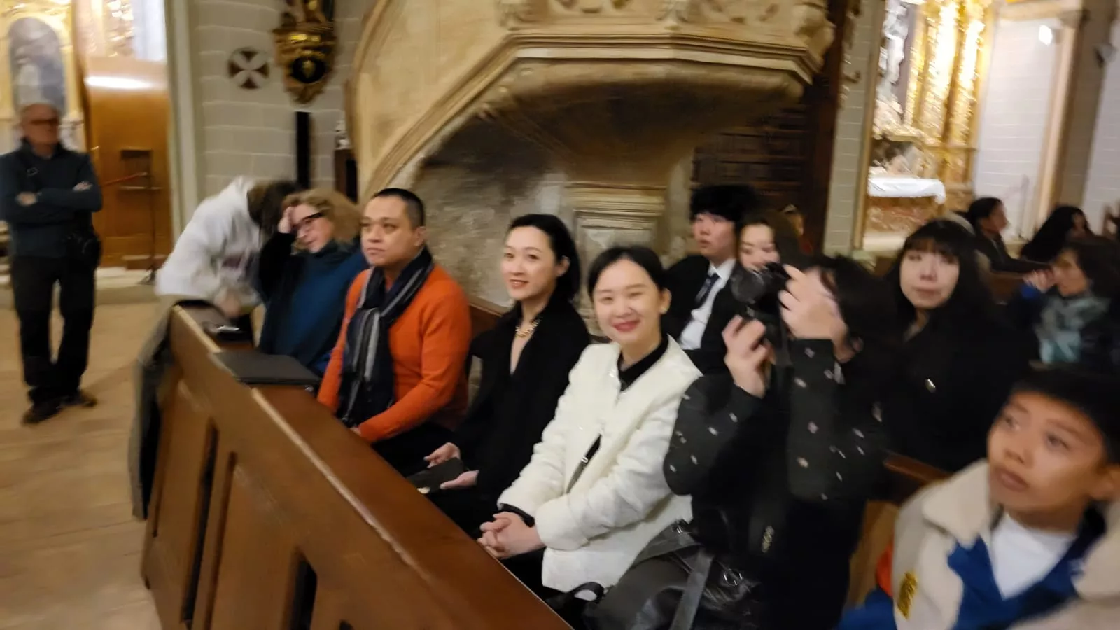 Concierto de los estudiantes chinos en la Colegiata de Bolea