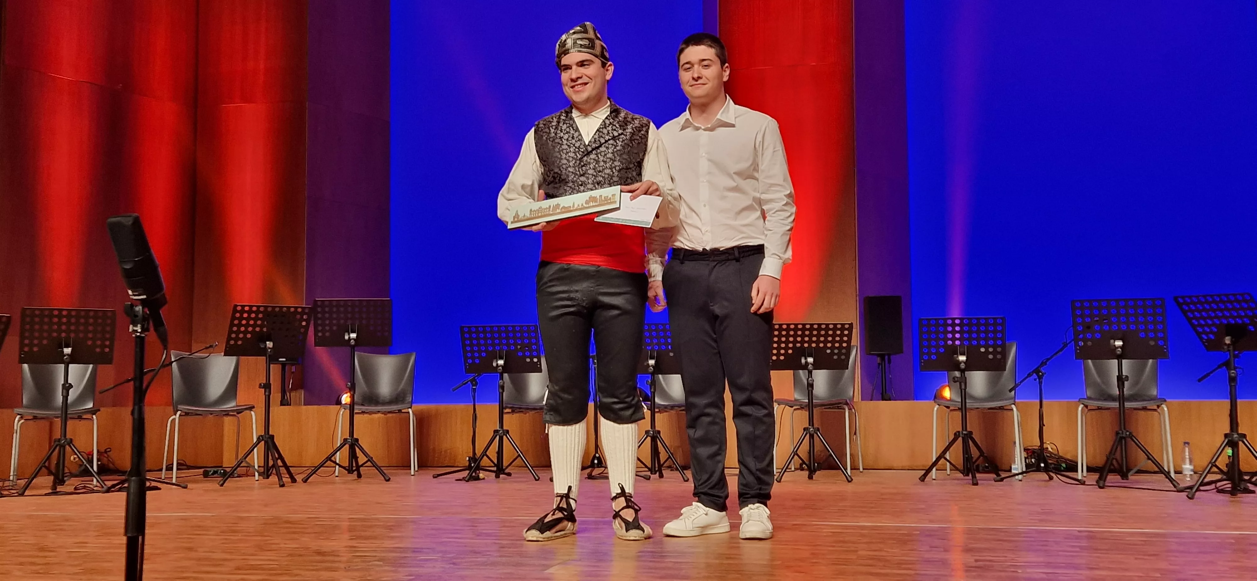 Certamen de Jota de Huesca. Foto Myriam Martínez 