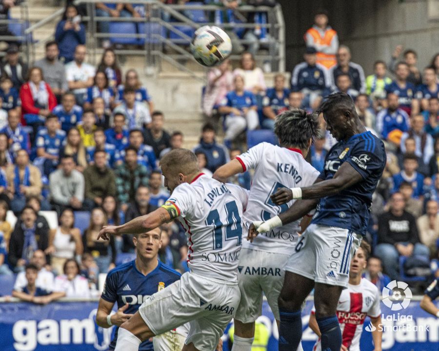 Imágenes del partido entre el Oviedo y el  Huesca. Foto La Liga  