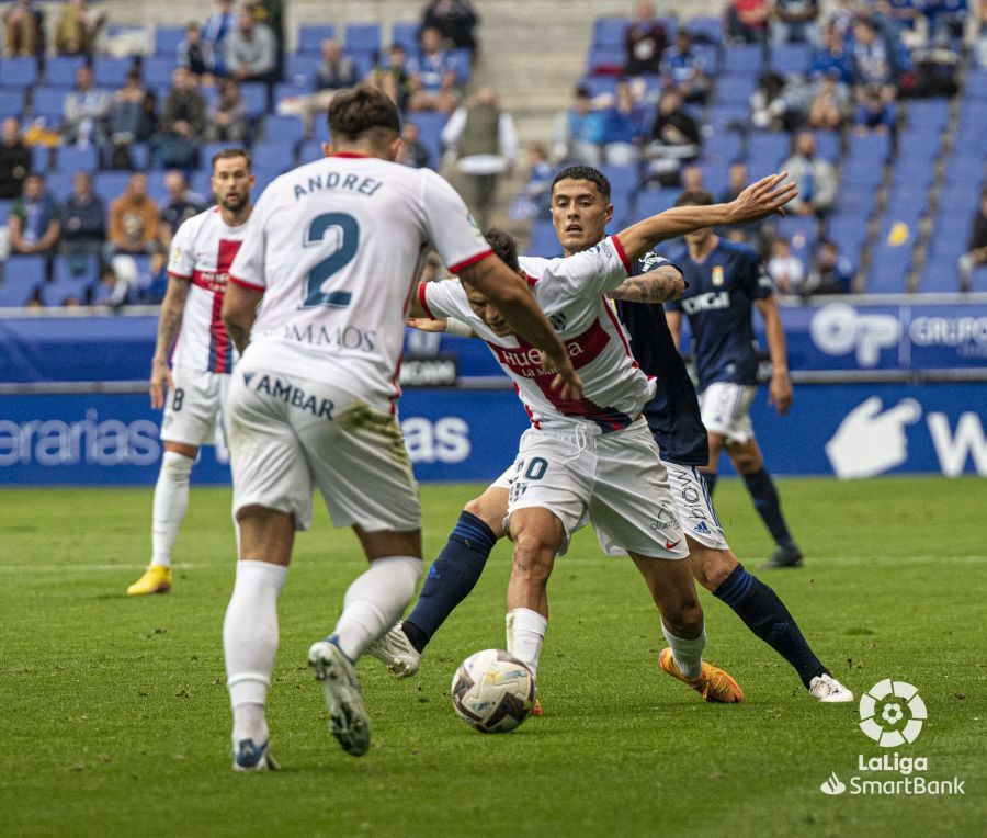 Imágenes del partido entre el Oviedo y el  Huesca. Foto La Liga