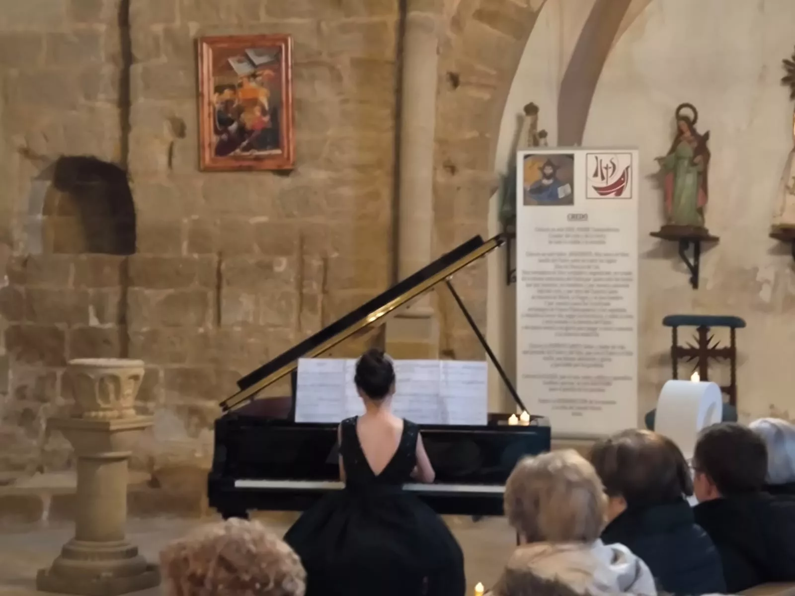 World Music Connecti-on en su broche en Lanaja