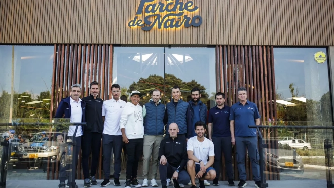 GFB4KlqWkAAqNST GFB4KlqWkAAqNST