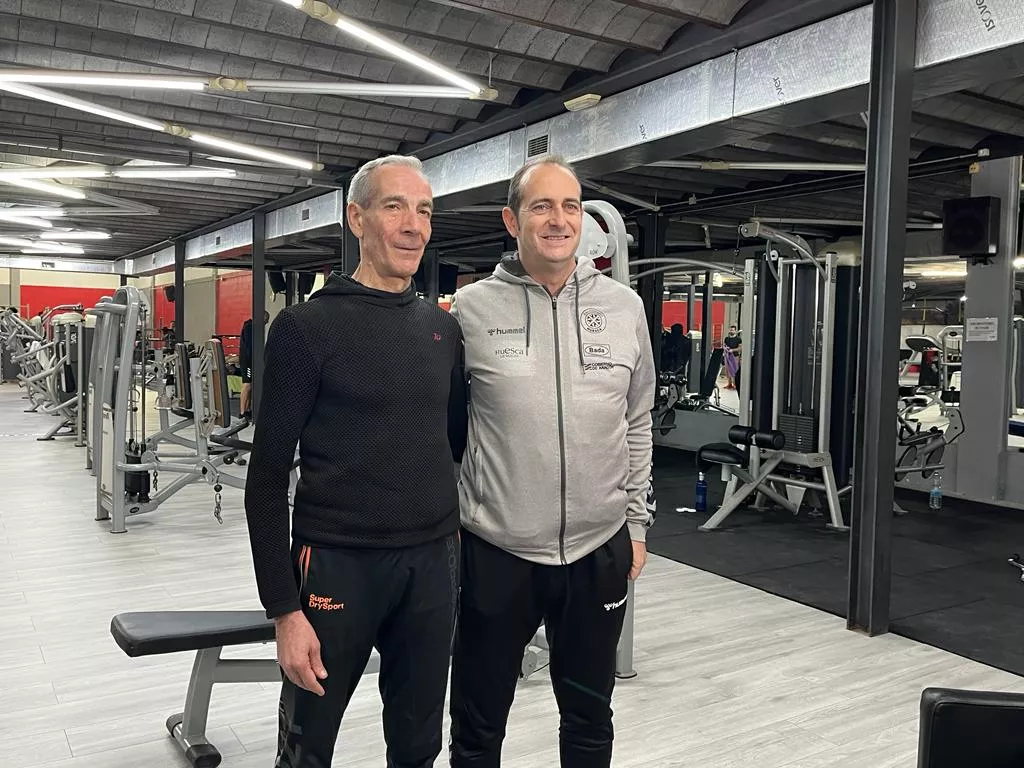 José Nolasco, entrenador de Bada Huesca, en el Centro Deportivo Alameda: "Tenemos que estar satisfechos con la pretemporada". Foto: A. Mora