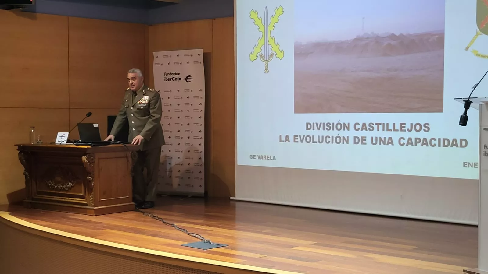 Apertura de la celebración del 32 aniversario de la División Castillejos