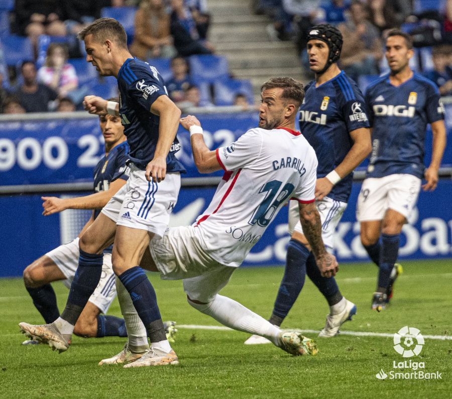 Imágenes del partido entre el Oviedo y el  Huesca. Foto La Liga   