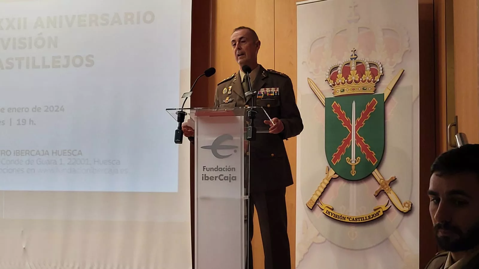 Apertura de la celebración del 32 aniversario de la División Castillejos