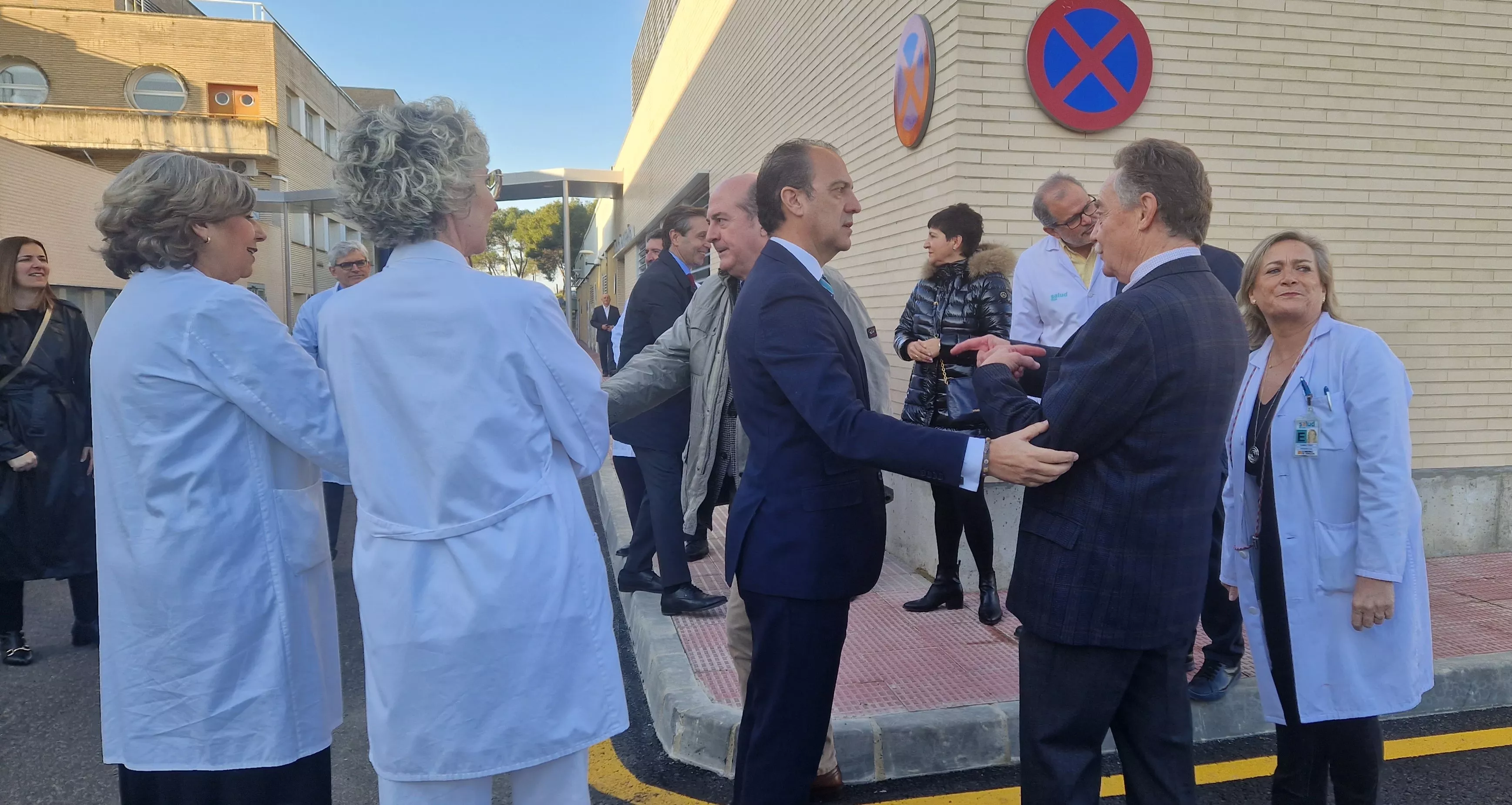 Inauguración del nuevo servicio de radioterapia del Hospital San Jorge de Huesca. Foto Myriam Martínez