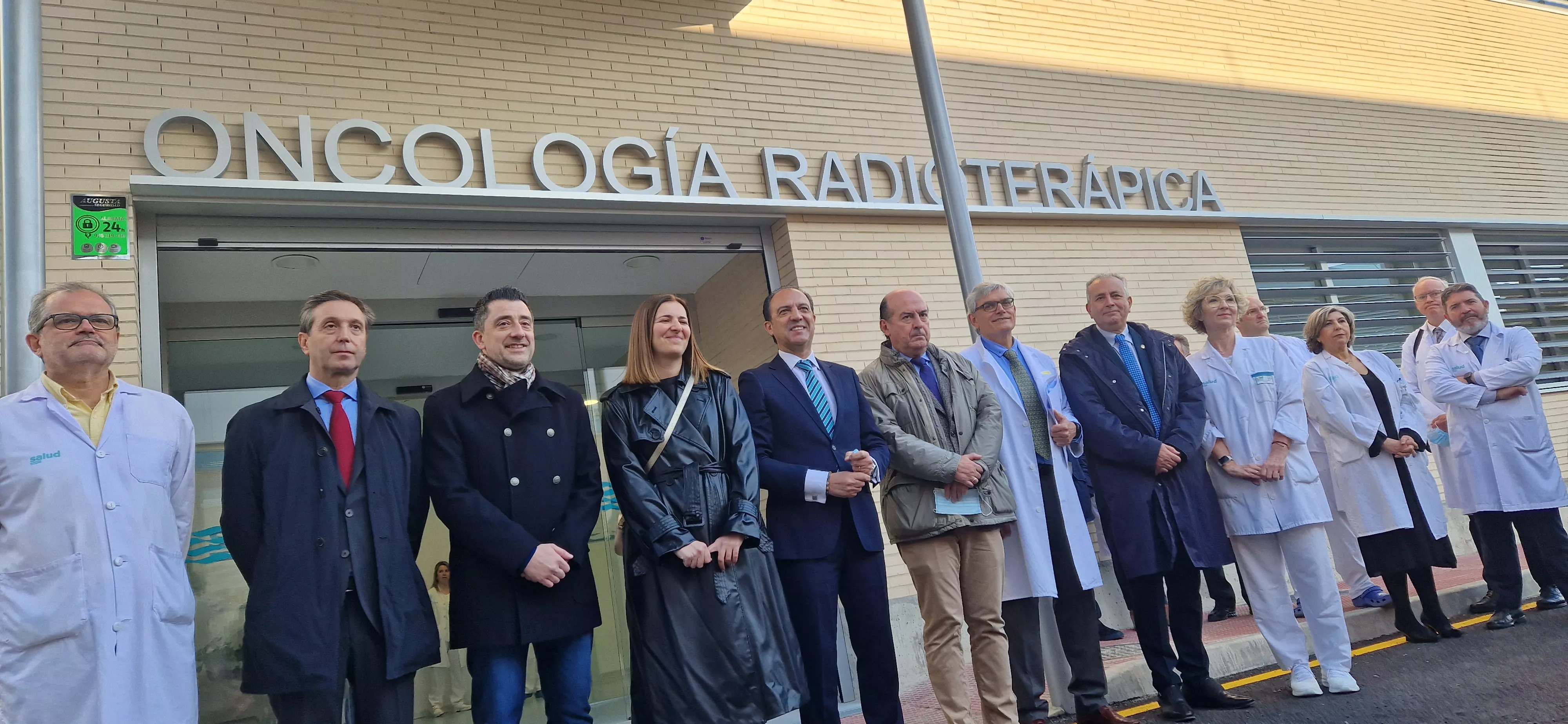 Inauguración del nuevo servicio de radioterapia del Hospital San Jorge de Huesca. Foto Myriam Martínez