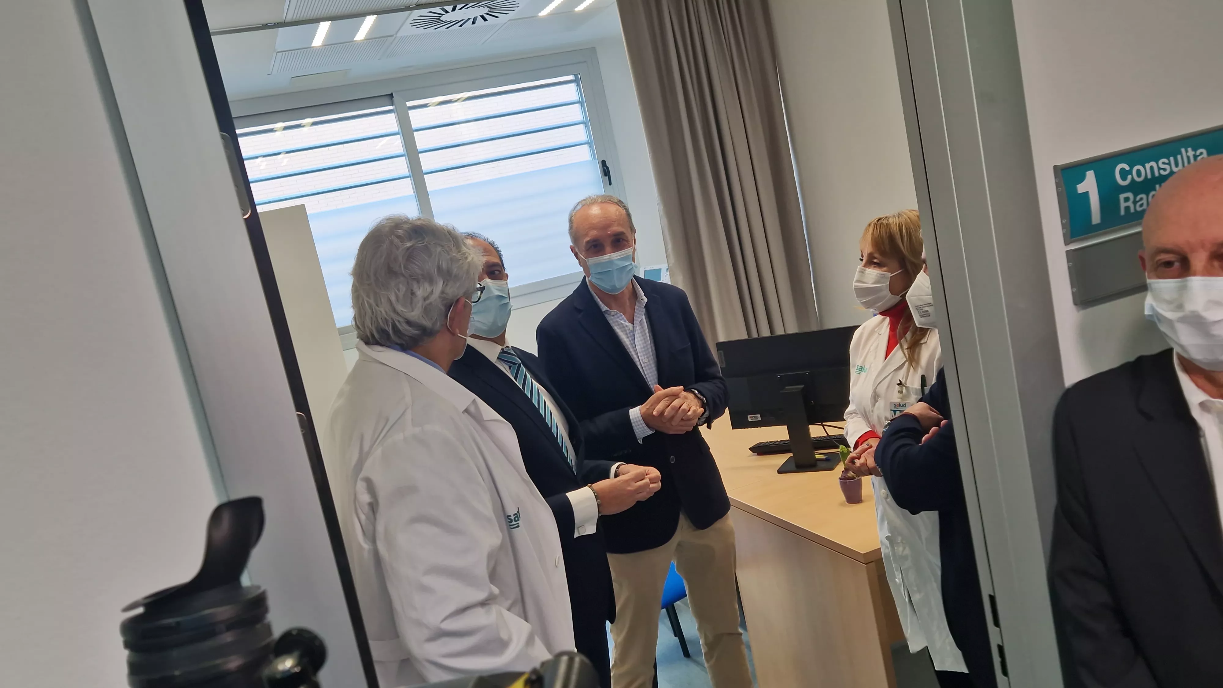 Inauguración del nuevo servicio de radioterapia del Hospital San Jorge de Huesca. Foto Myriam Martínez