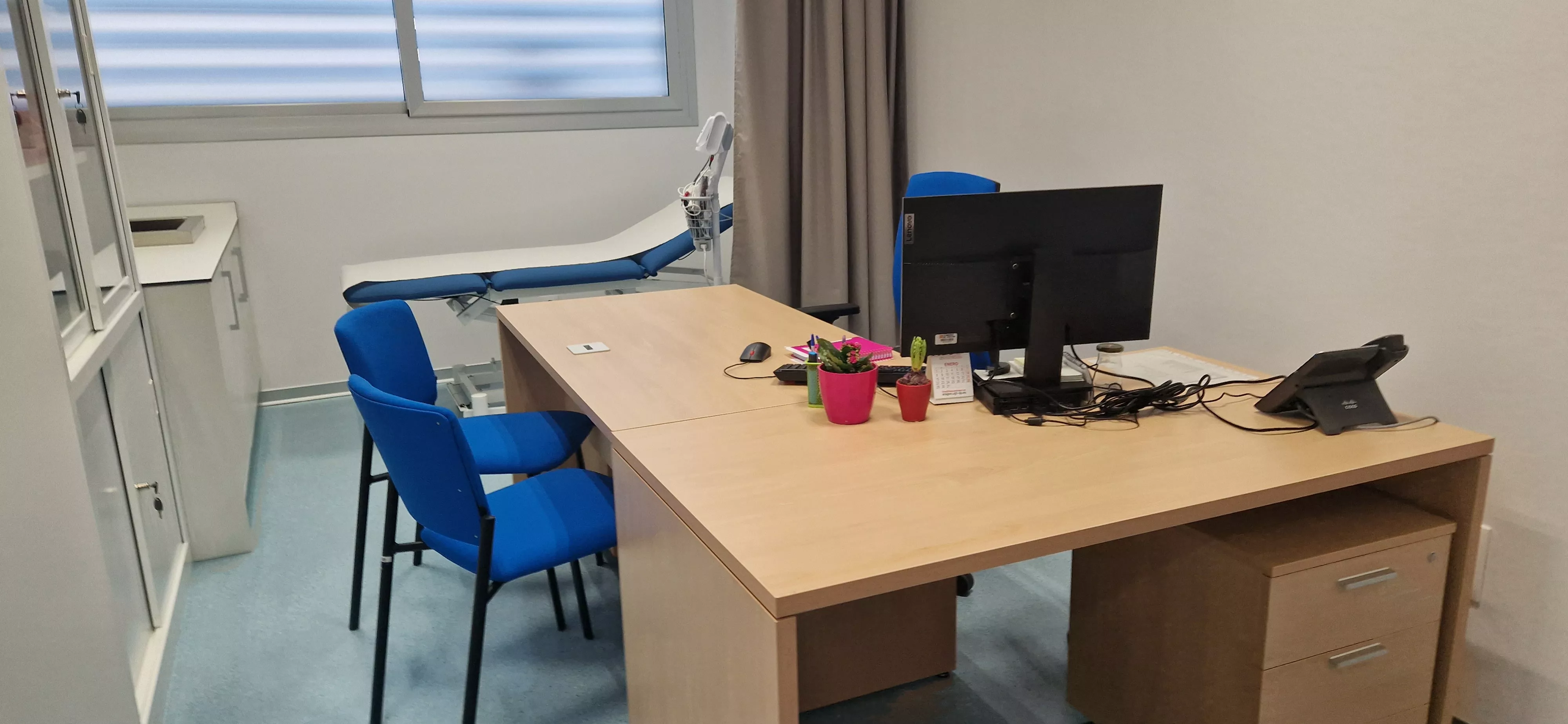 Inauguración del nuevo servicio de radioterapia del Hospital San Jorge de Huesca. Foto Myriam Martínez