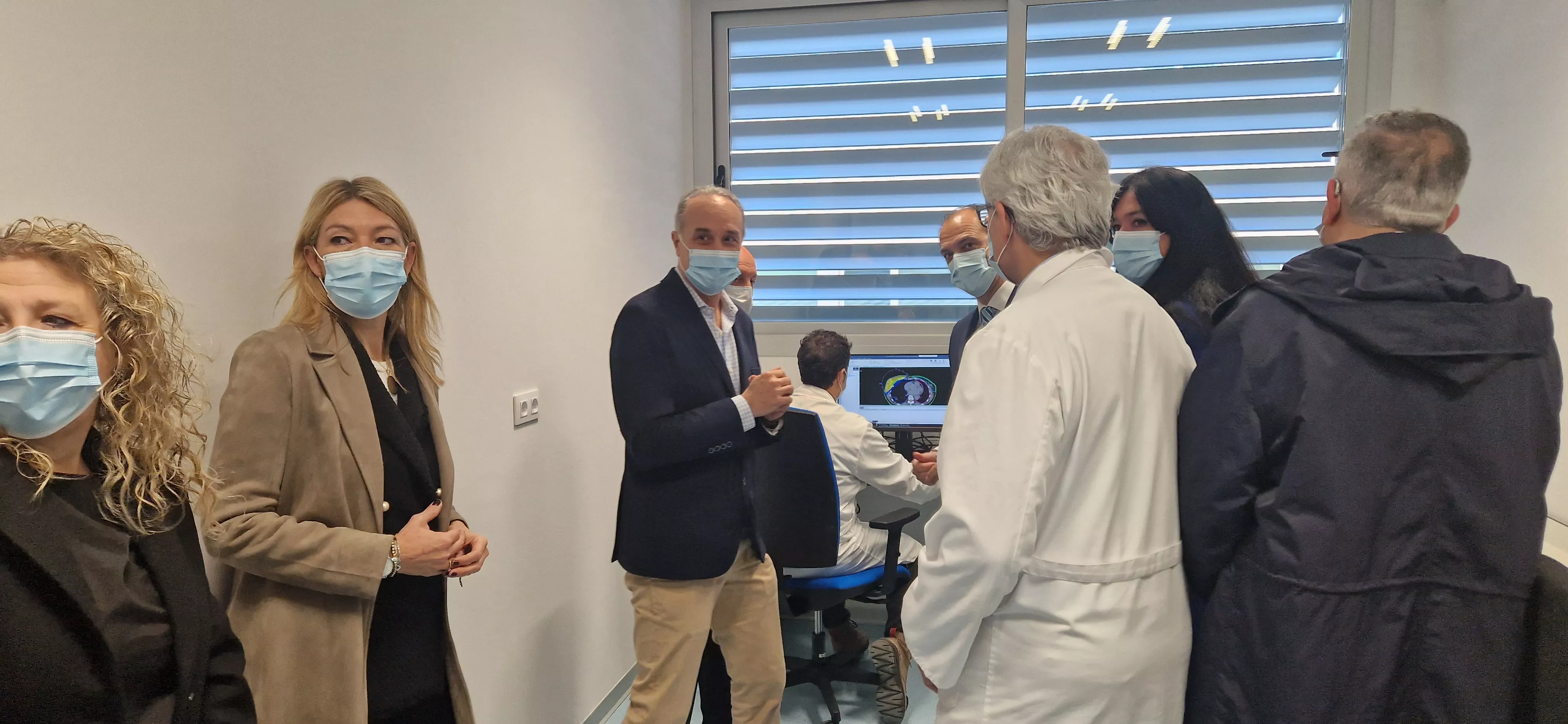 Inauguración del nuevo servicio de radioterapia del Hospital San Jorge de Huesca. Foto Myriam Martínez