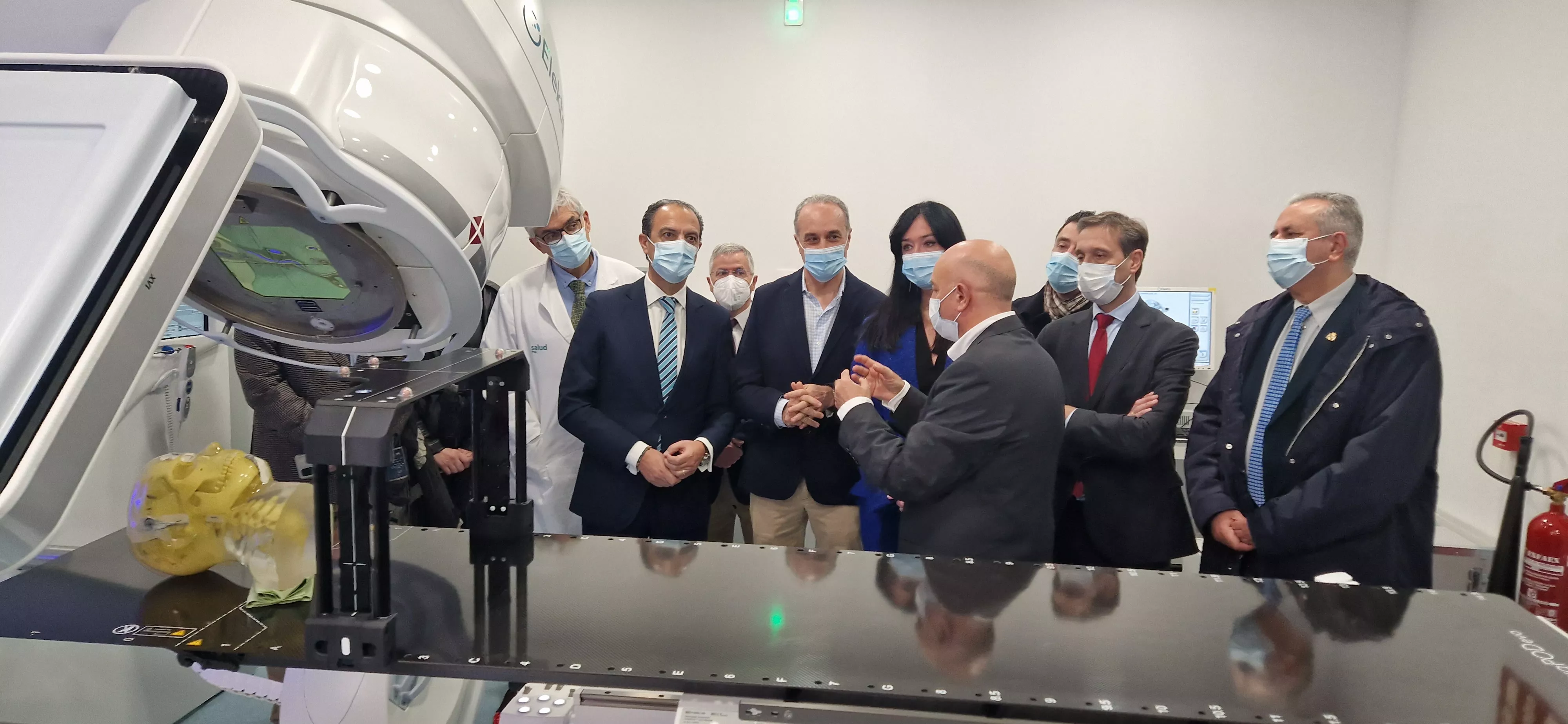 Inauguración del nuevo servicio de radioterapia del Hospital San Jorge de Huesca. Foto Myriam Martínez