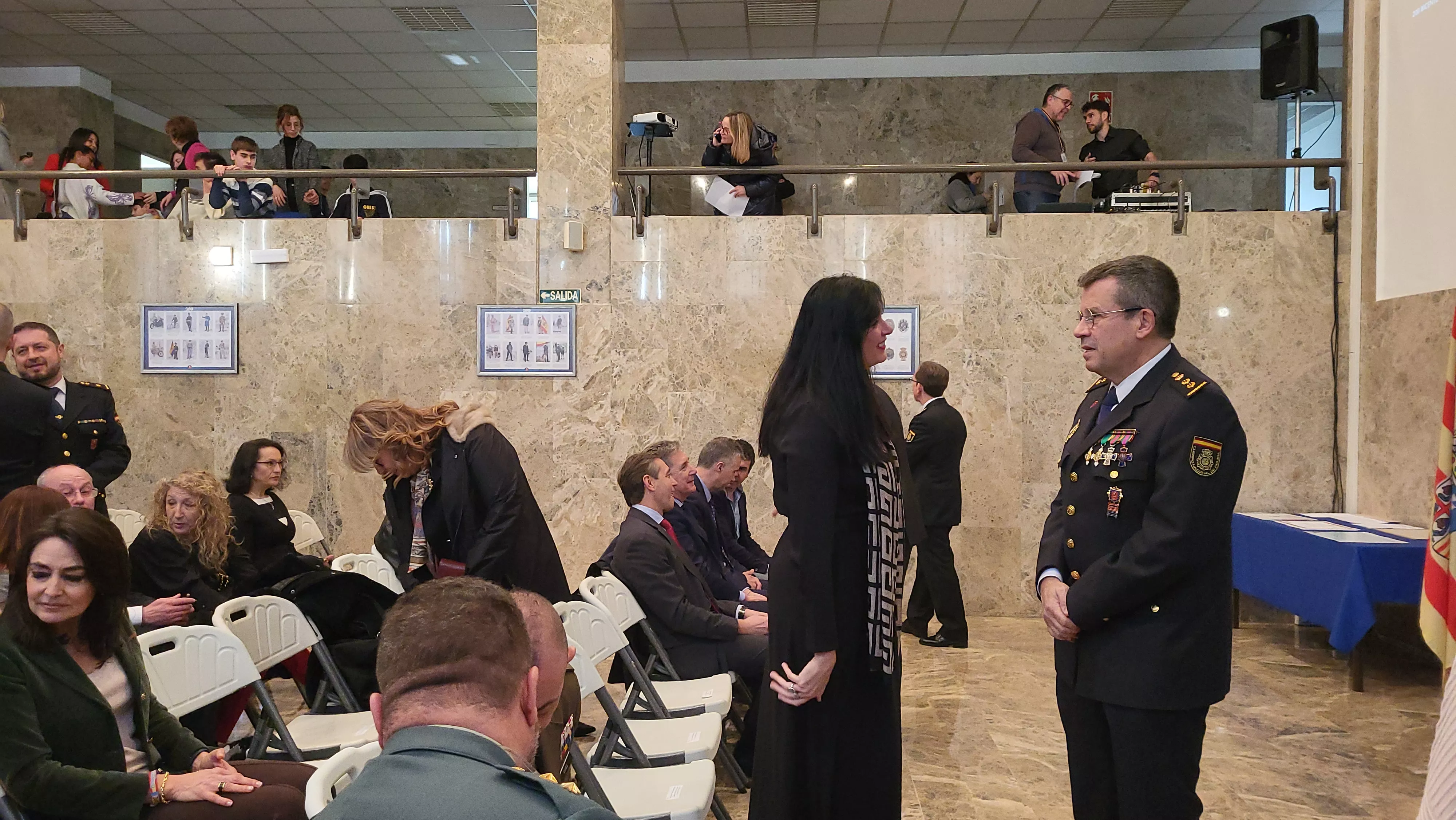 Acto institucional en la Comisaría de Policía de Huesca. Foto Mercedes Manterola
