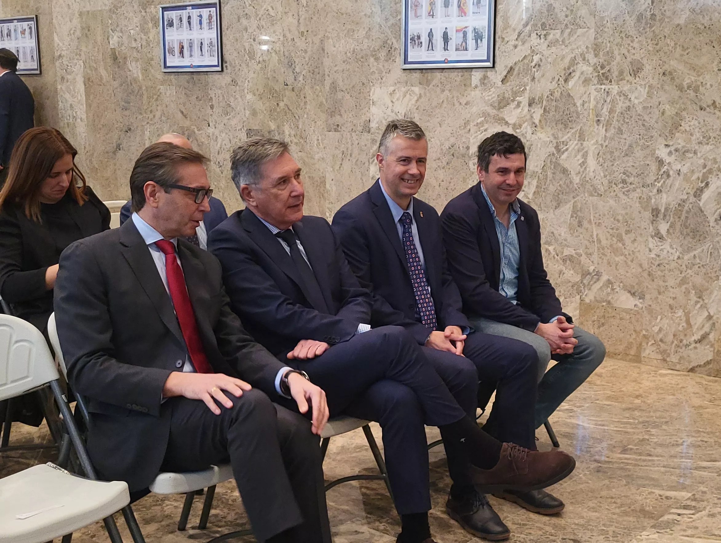 Acto institucional en la Comisaría de Policía de Huesca. Foto Mercedes Manterola