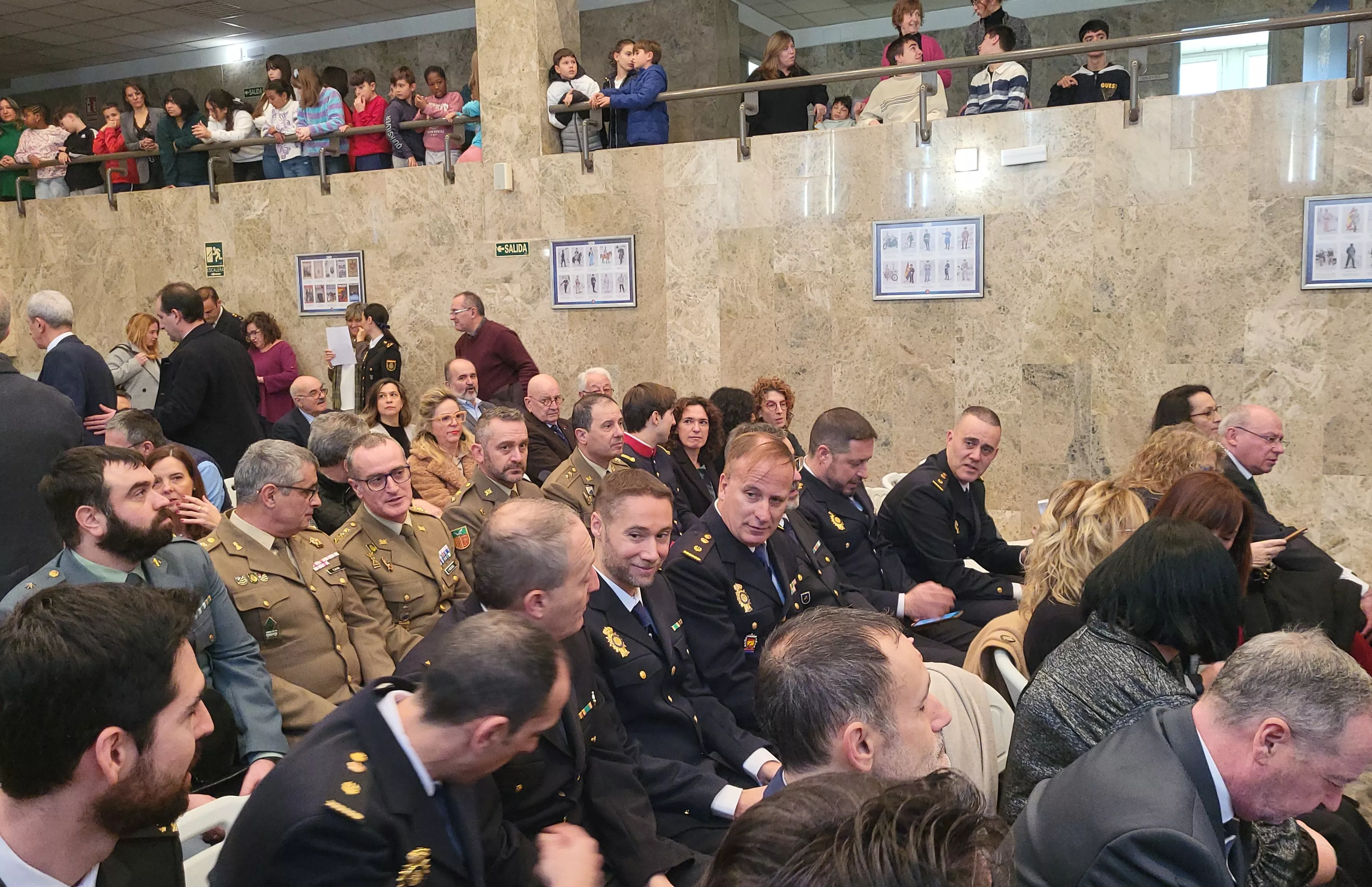 Acto institucional en la Comisaría de Policía de Huesca. Foto Mercedes Manterola