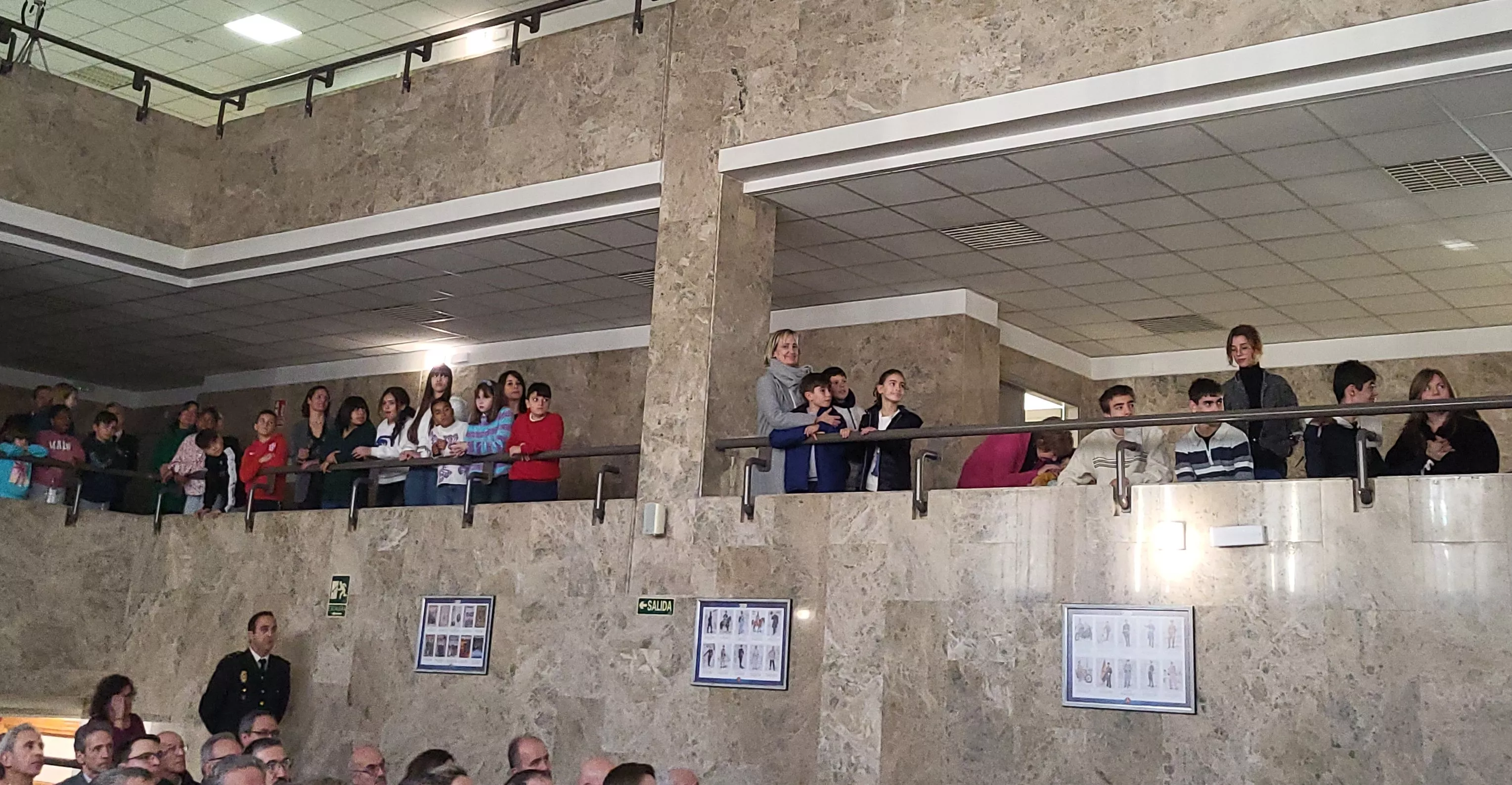 Acto institucional en la Comisaría de Policía de Huesca. Foto Mercedes Manterola