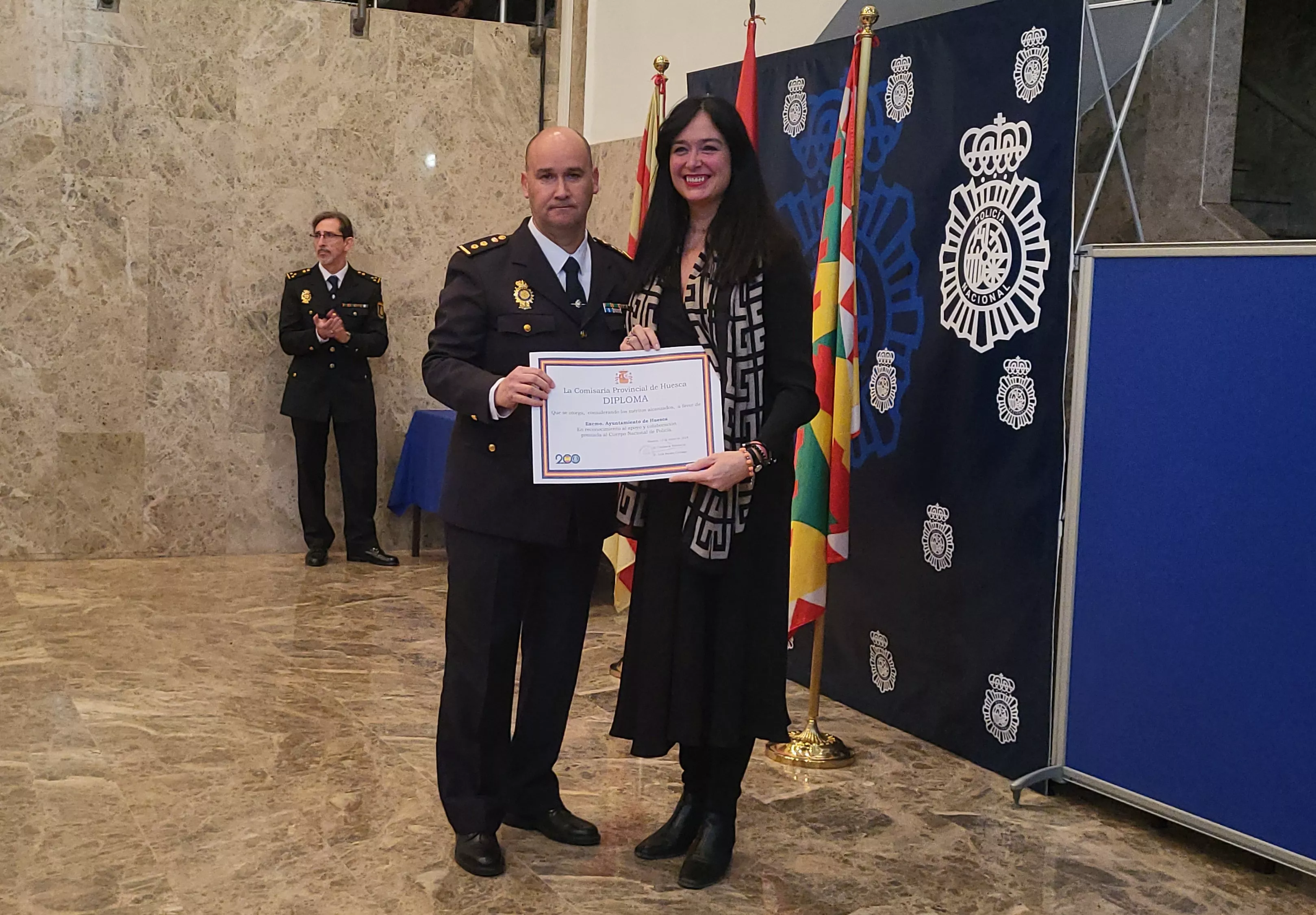 Acto institucional en la Comisaría de Policía de Huesca. Foto Mercedes Manterola