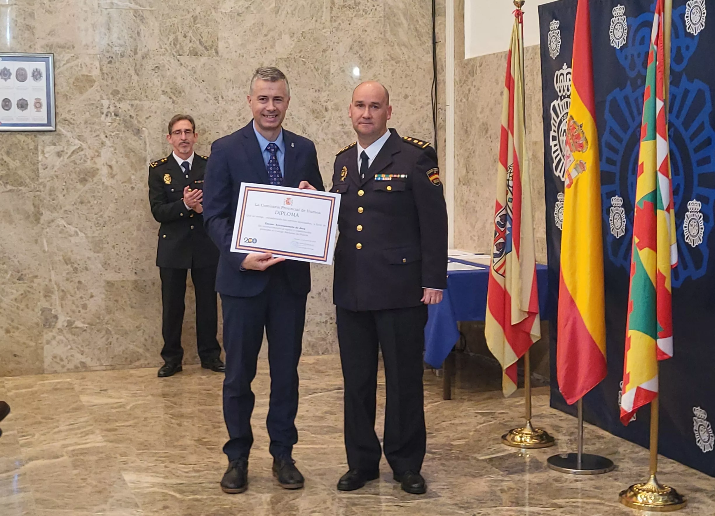 Acto institucional en la Comisaría de Policía de Huesca. Foto Mercedes Manterola