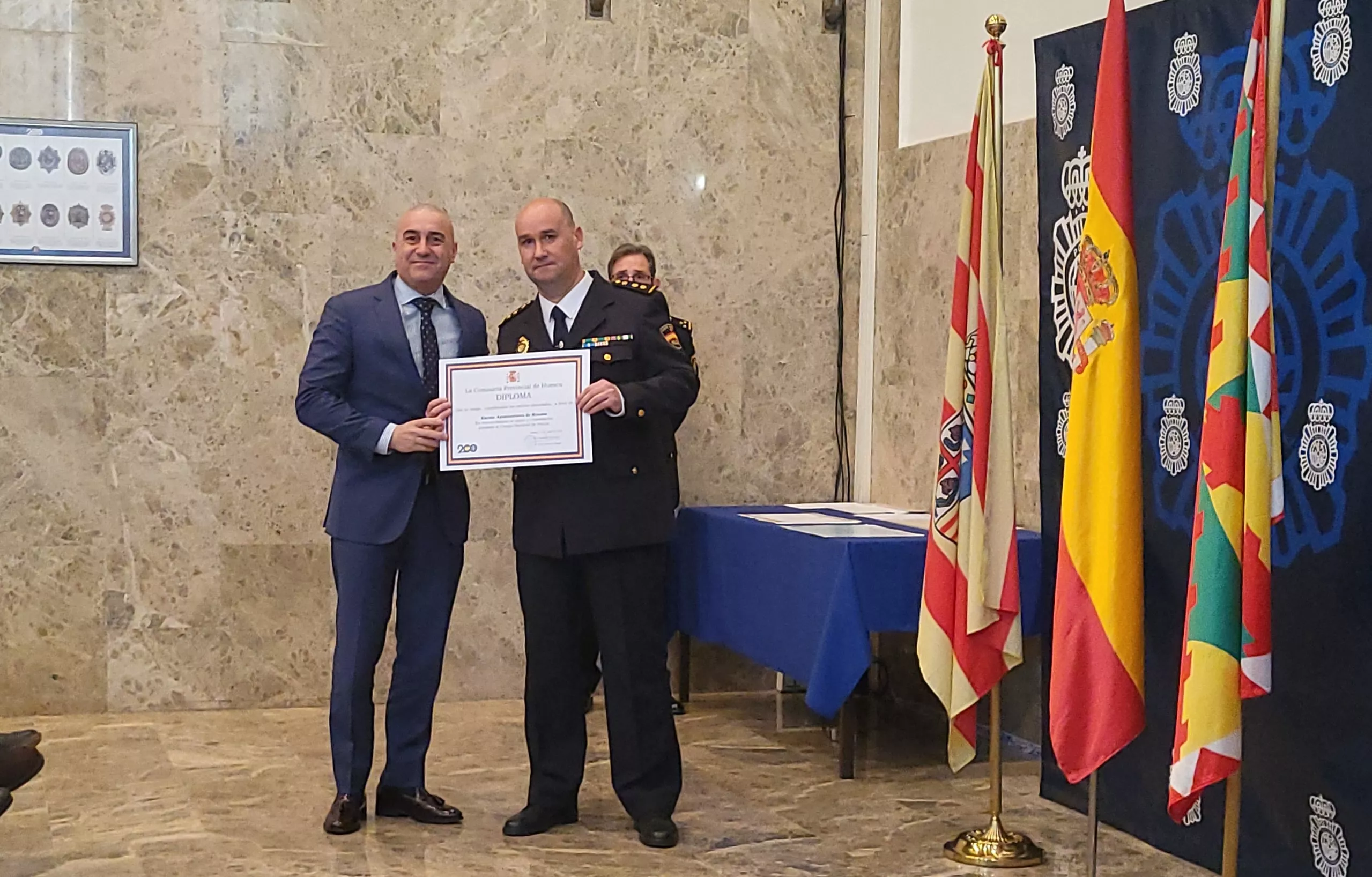 Acto institucional en la Comisaría de Policía de Huesca. Foto Mercedes Manterola