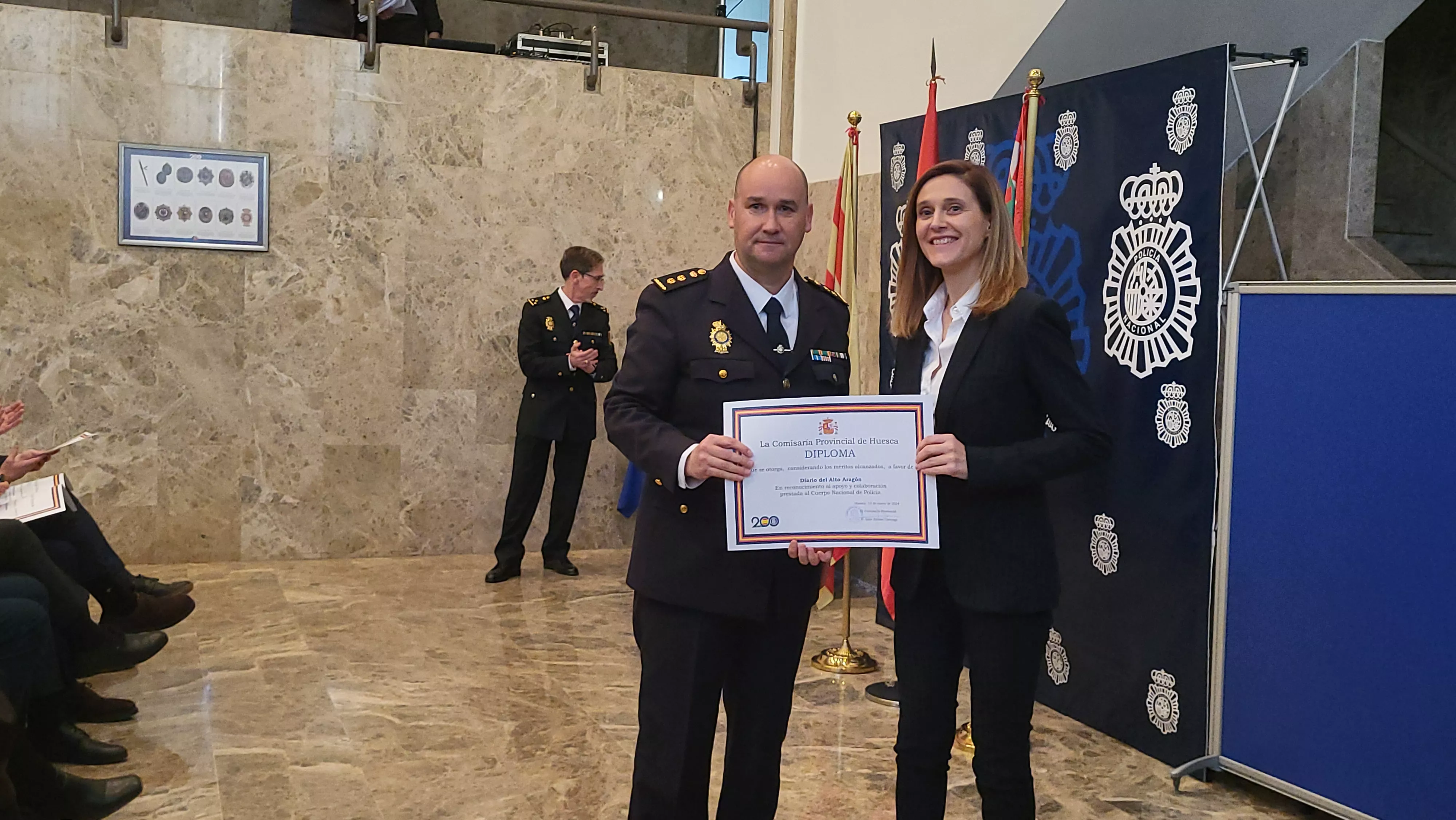 Acto institucional en la Comisaría de Policía de Huesca. Foto Mercedes Manterola