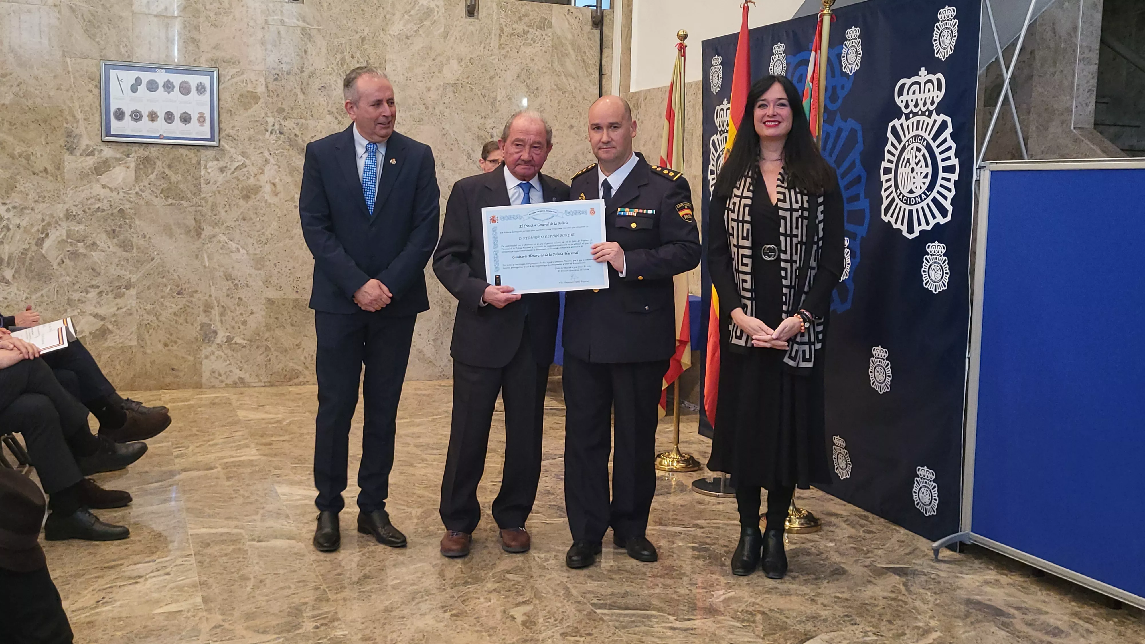 Acto institucional en la Comisaría de Policía de Huesca. Foto Mercedes Manterola
