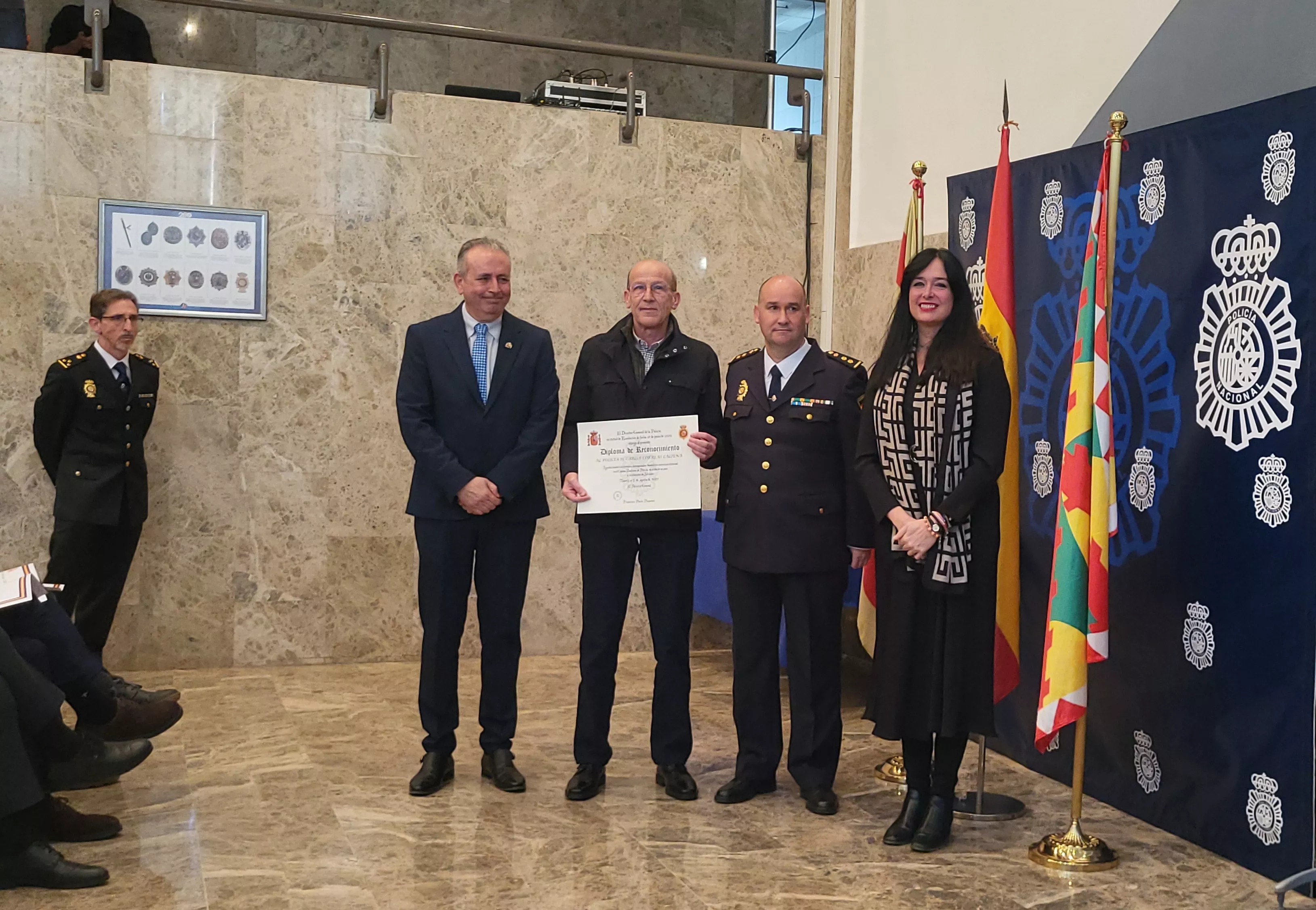 Acto institucional en la Comisaría de Policía de Huesca. Foto Mercedes Manterola
