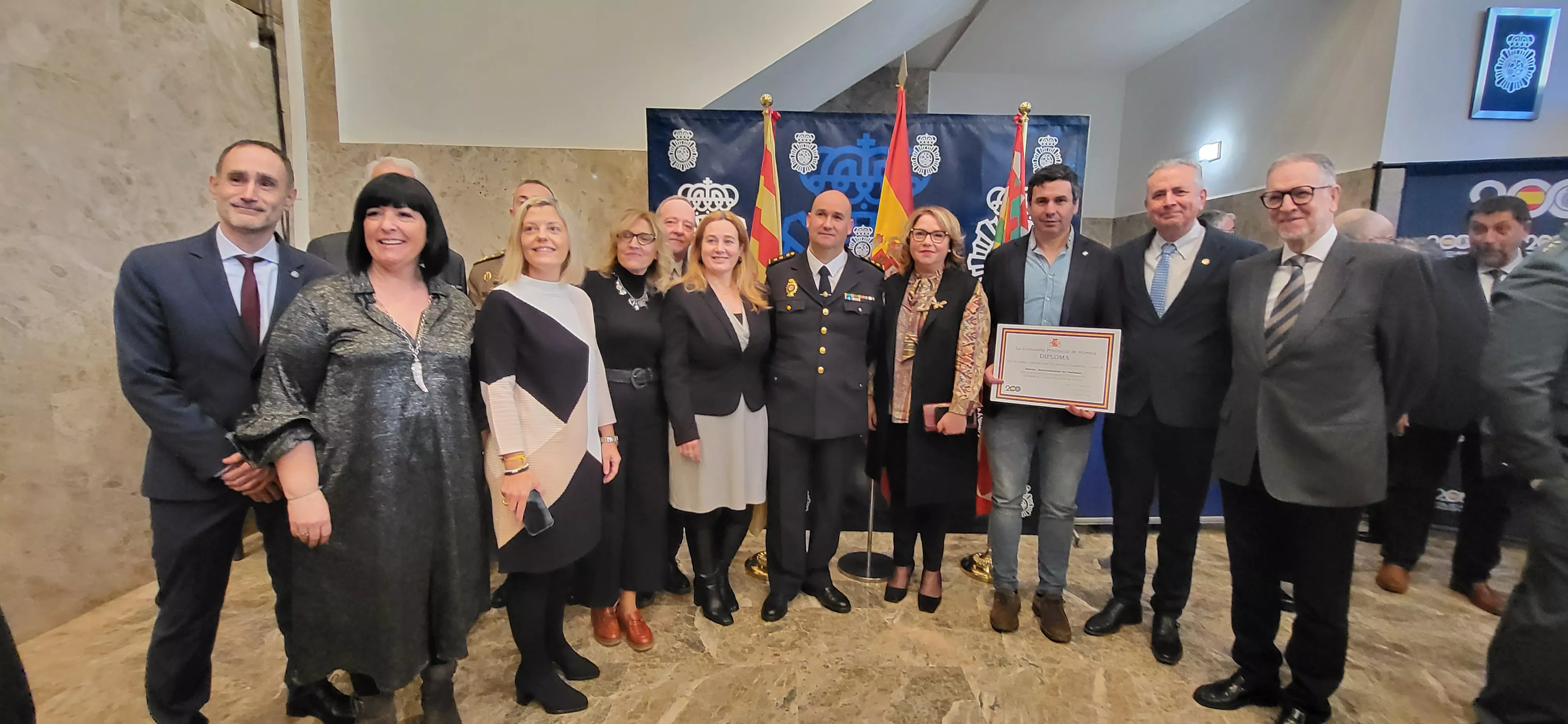 Acto institucional en la Comisaría de Policía de Huesca. Foto Mercedes Manterola