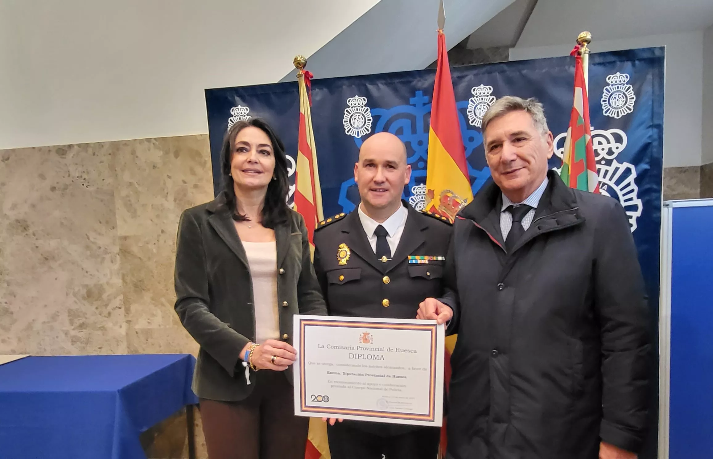 Acto institucional en la Comisaría de Policía de Huesca. Foto Mercedes Manterola