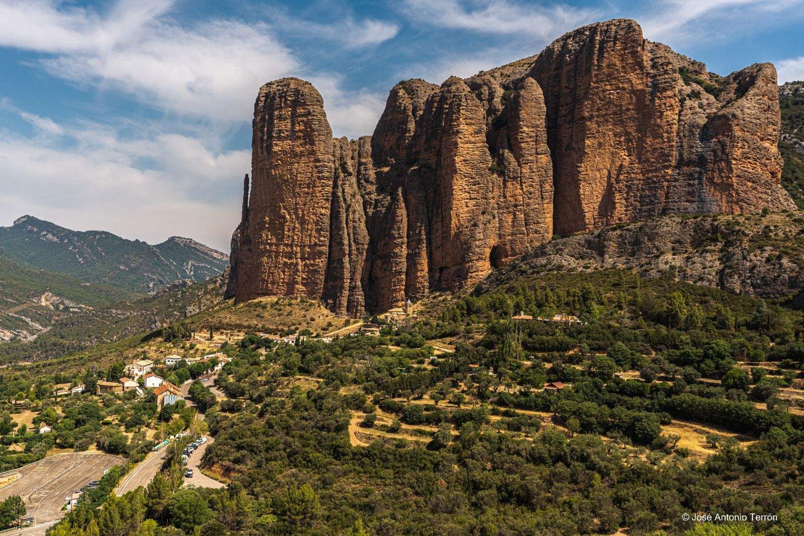 Los Mallos de Riglos. Foto José Antonio Terrón.