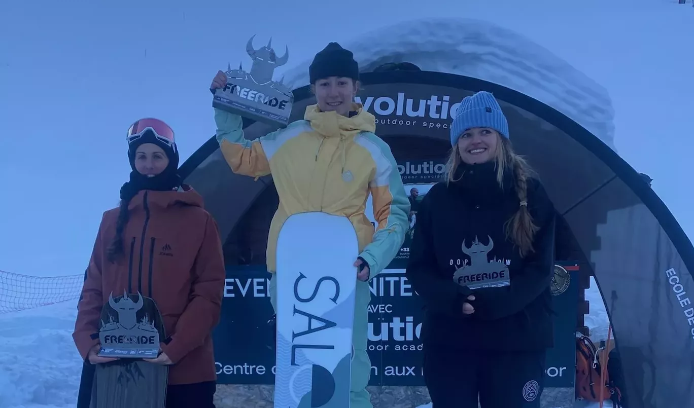 La ribagorzana Leire Pérez, en lo más alto del podio de Tignes.