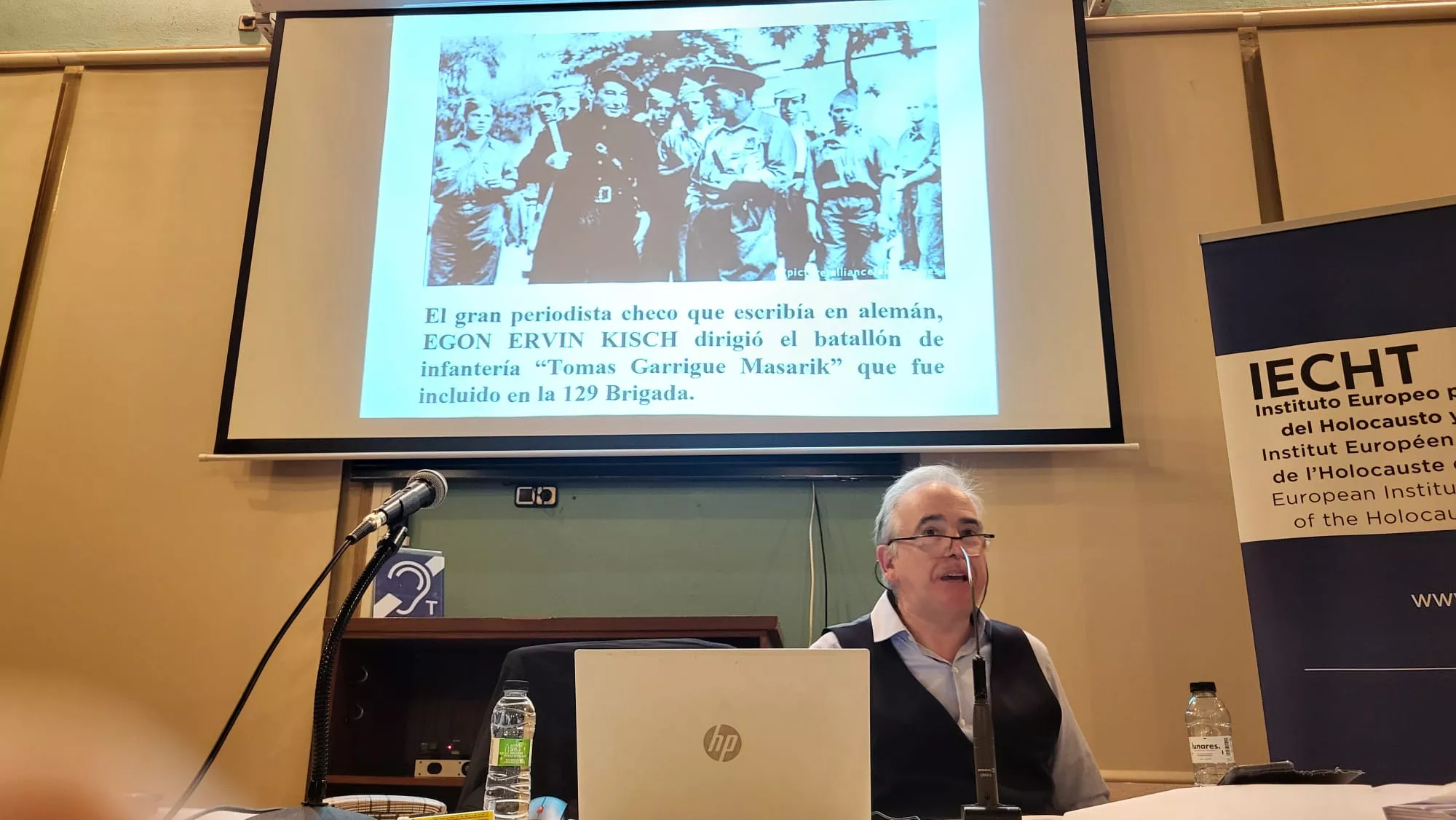 Conferencia de Jesús Inglada sobre la solidaridad hispanocheca