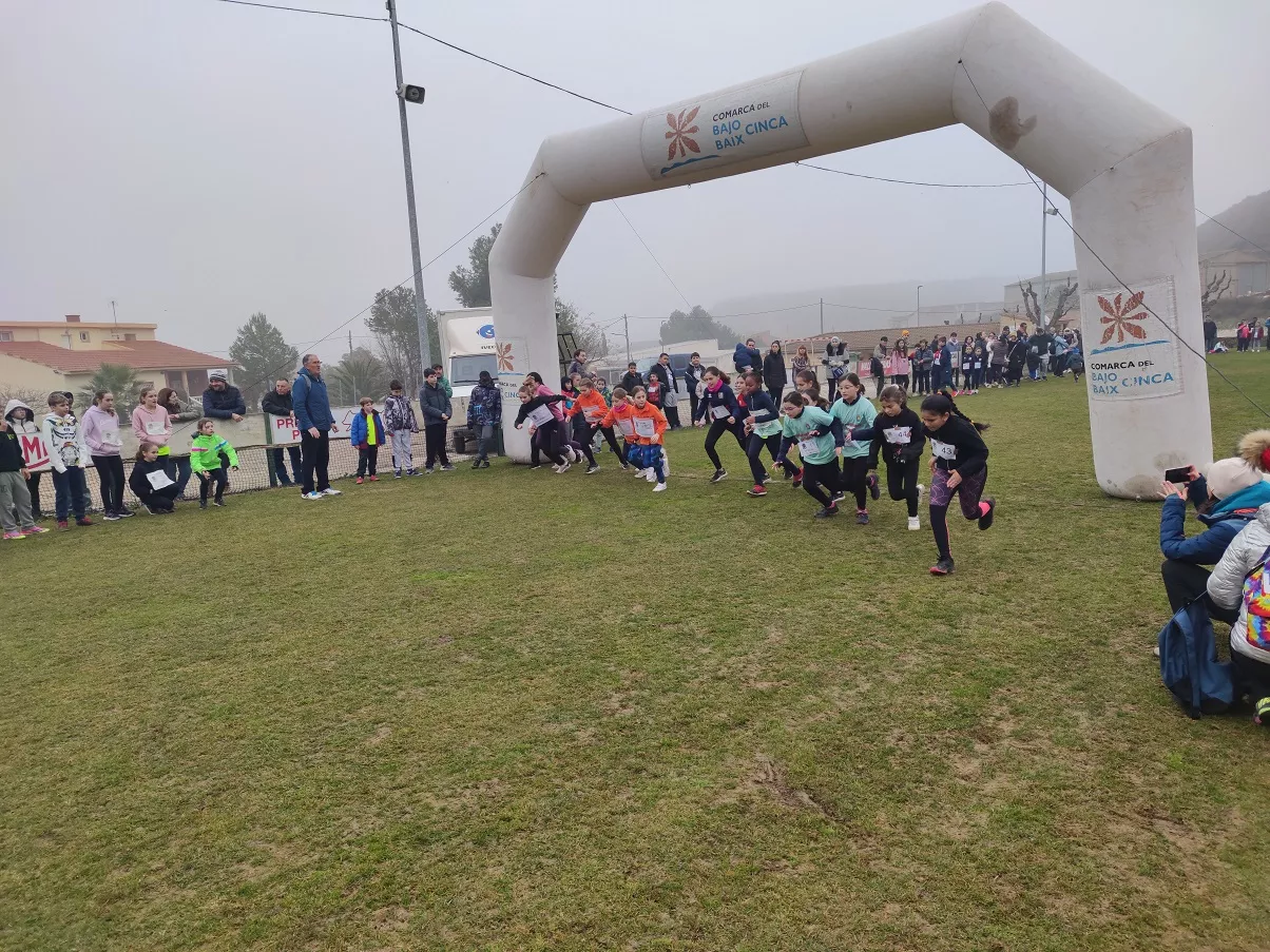 El cross de Ontiñena ha reunido a más de doscientos parti