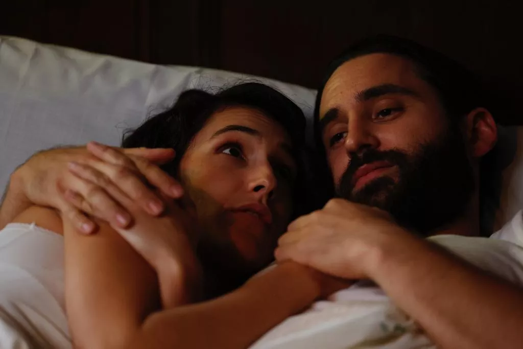 Sara Figueres Castel y Luca Casanova en una escena del filme