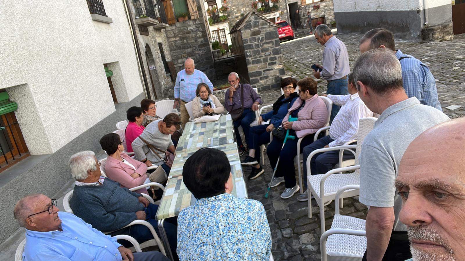 El grupo 4 de octubre de Montesusín en Ansó