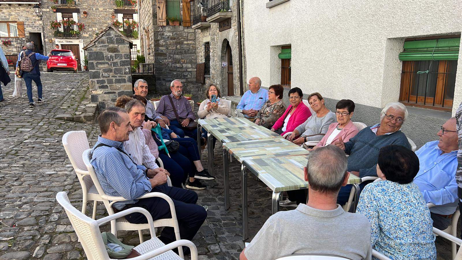 El grupo 4 de octubre de Montesusín en Ansó