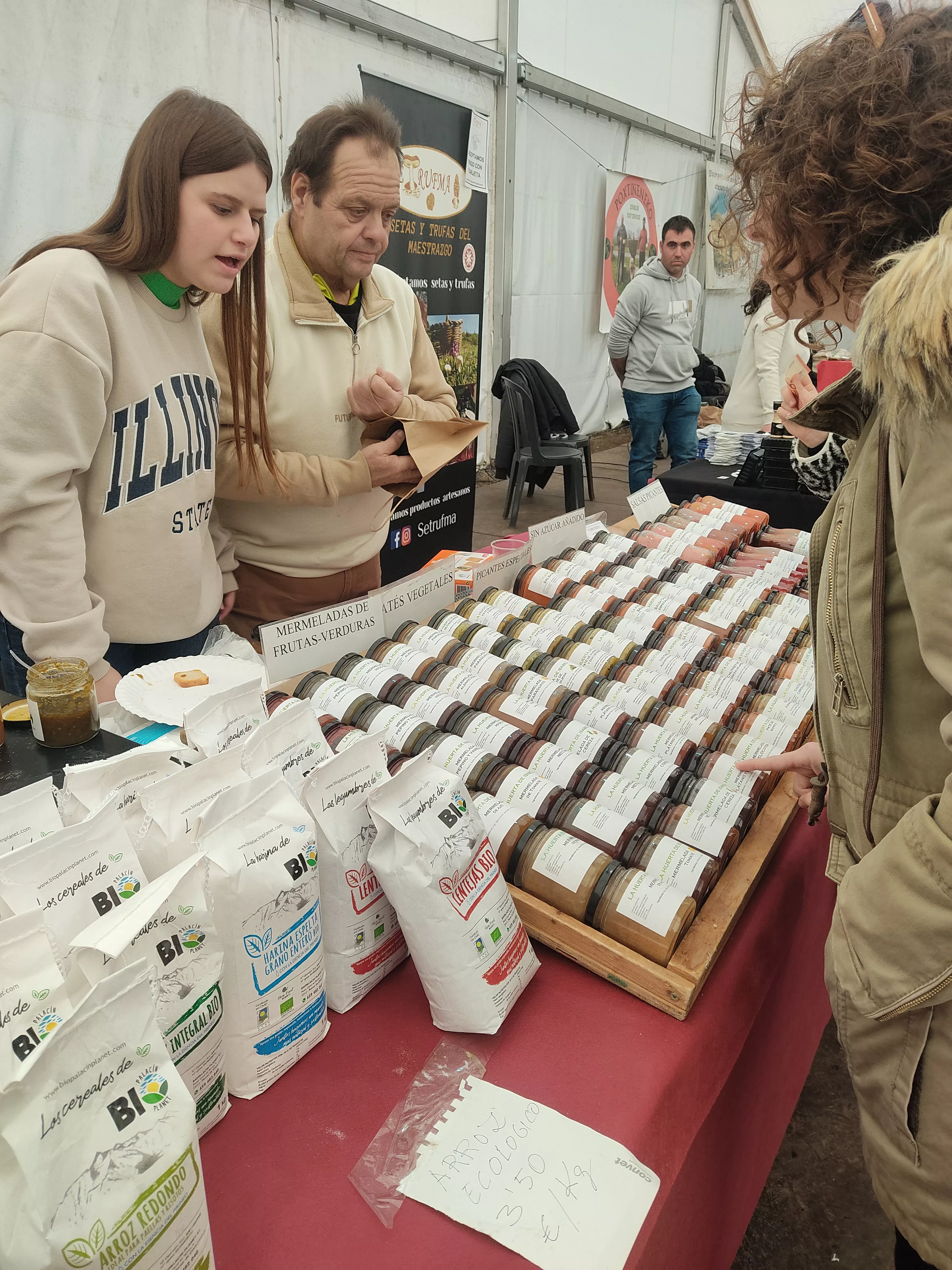 Puestos de Trufa en la carpa