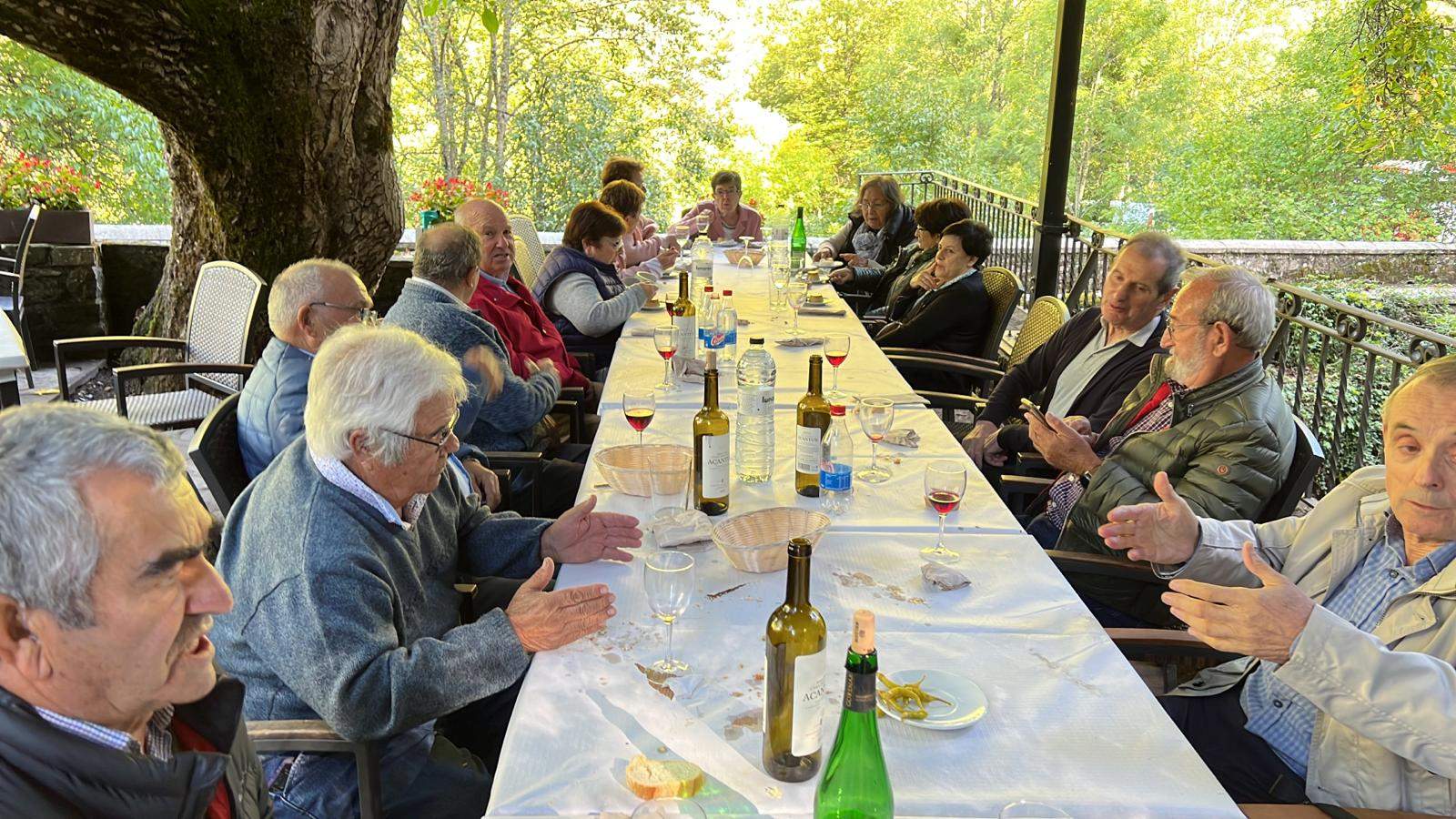 El grupo 4 de octubre de Montesusín en Ansó