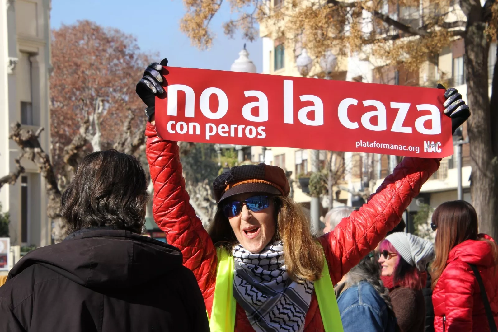 Concentración en Huesca de No a la Caza. Foto Carlos Neofato