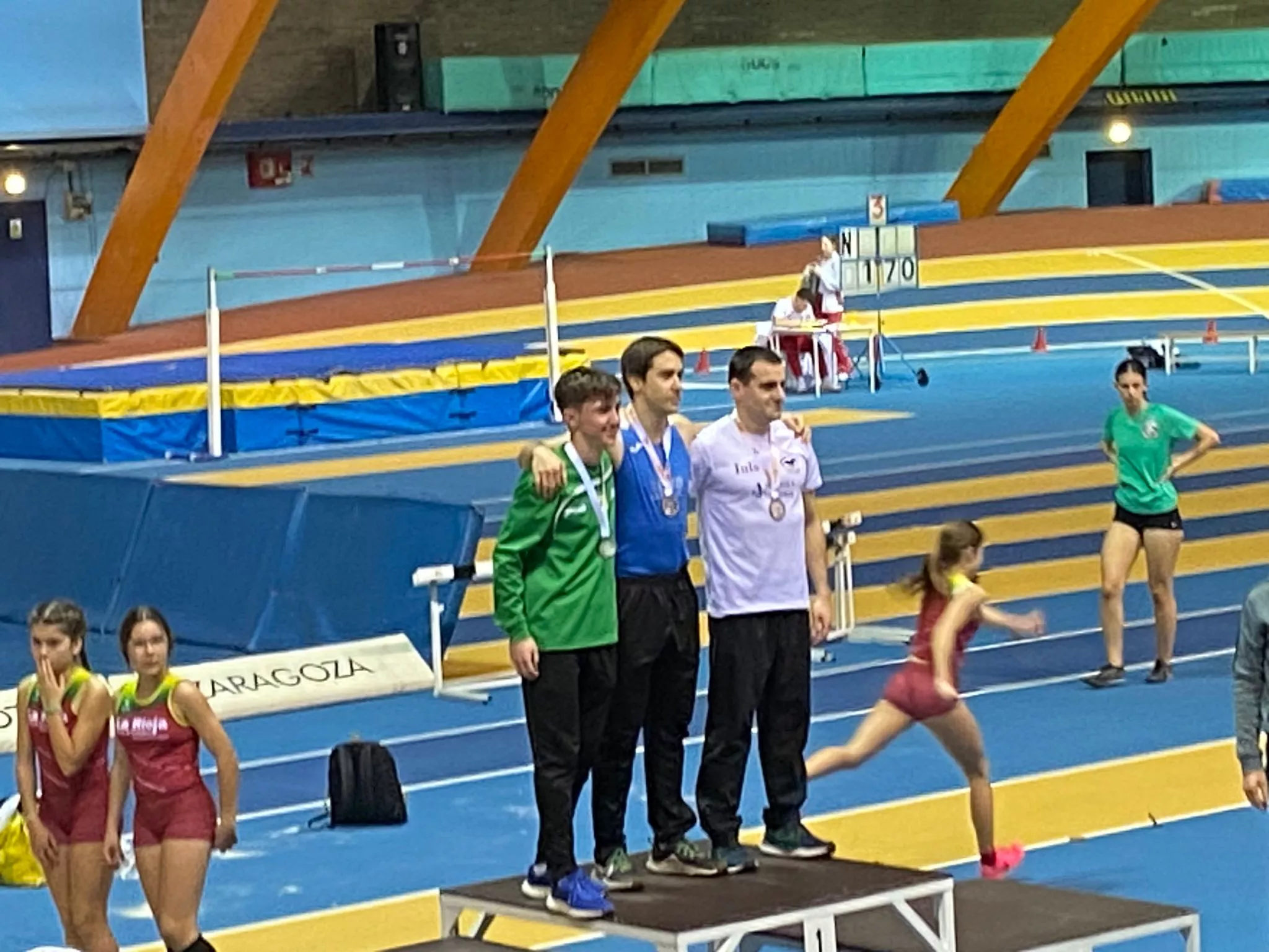 Acher Ventura, plata en 60