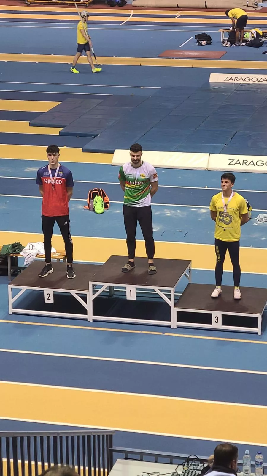 Jaime Cardiel y Arturo Armisén, oro y plata en 60 vallas