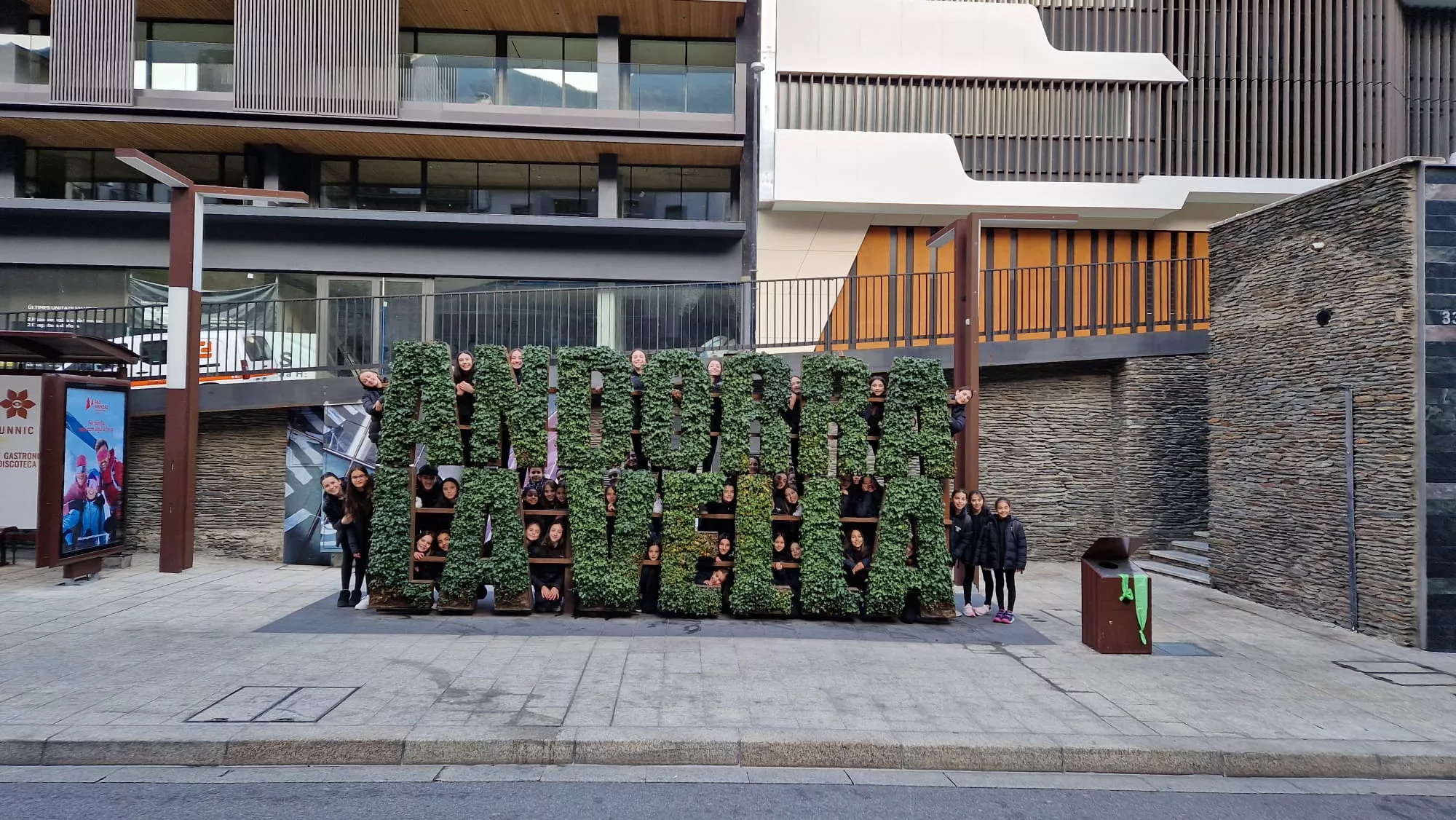 Gimnastas del Club 90 Huesca en Andorra.