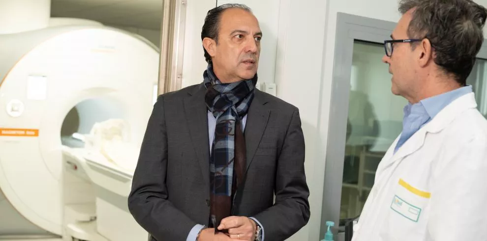 Bancalero durante su visita al Hospital de Barbastro.