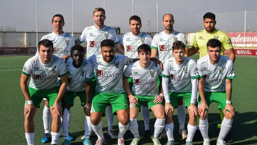 Once del Peñas Oscenses en su victoria ante el Juventud de Huesca.
