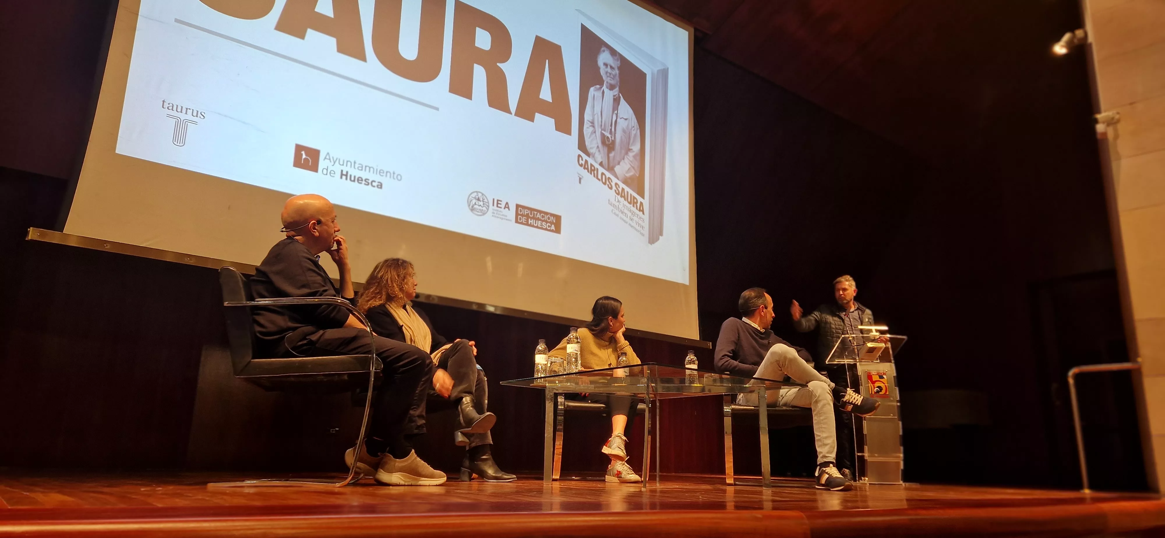 Luis Alegre, Lali Ramón, Anna Saura, Jorge Puértolas y Alberto Sabio. Foto Myriam Martínez