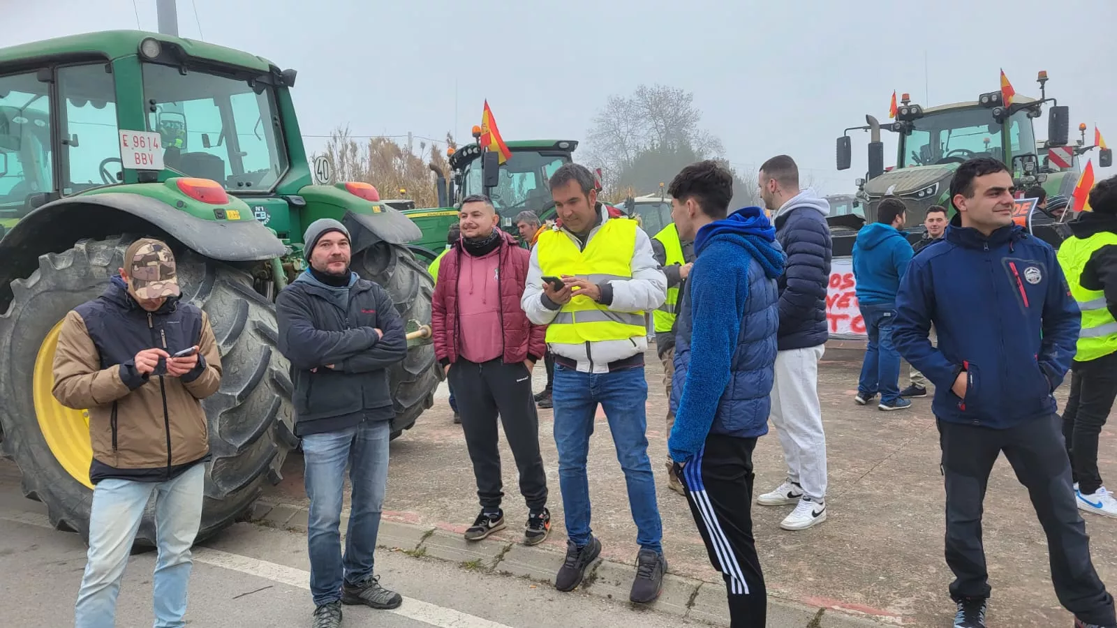 Impresionante tractorada en Huesca
