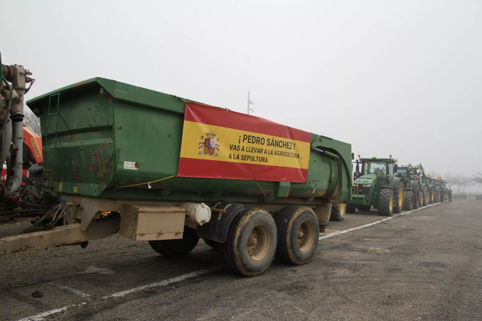 Impresionante tractorada en Huesca. Foto Carlos Neofato